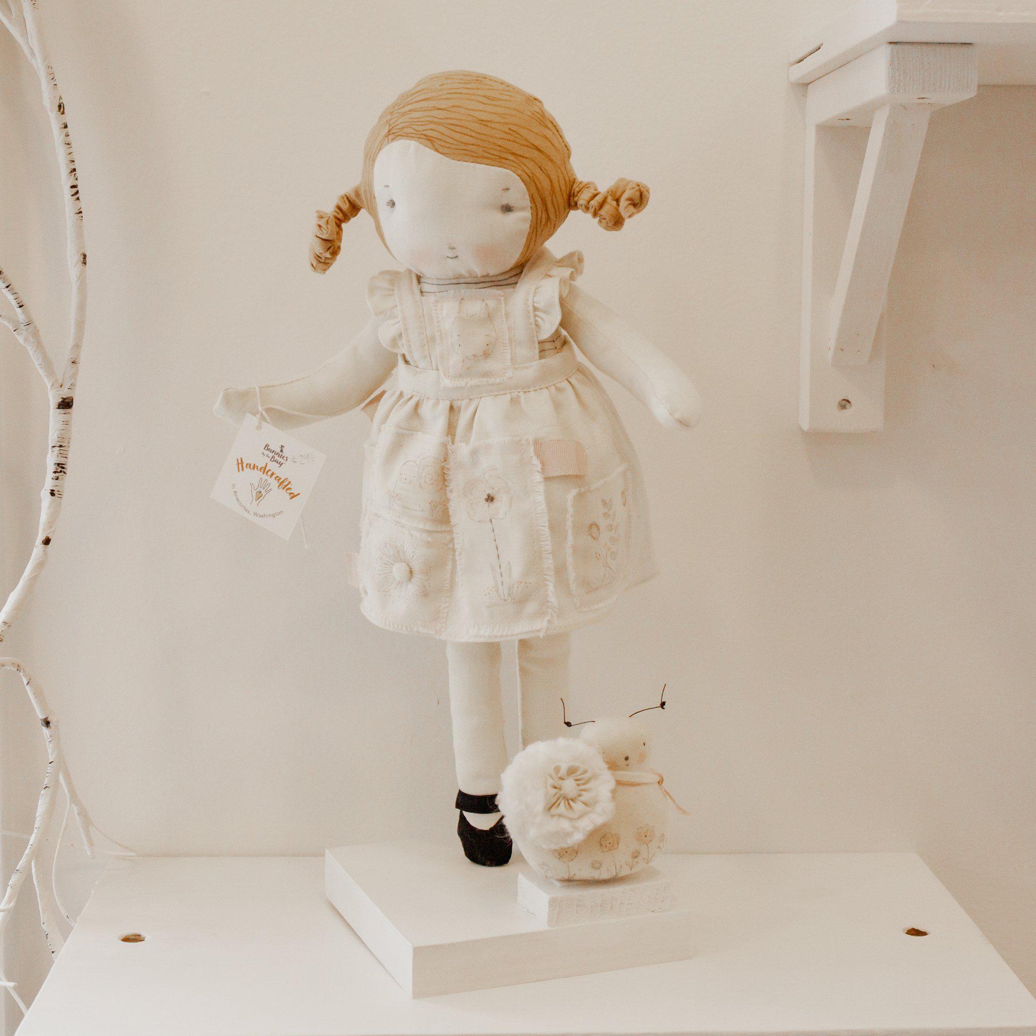 RETIRED - Hutch Studio - Sweet Sadie & Suzy Scoot 1 - Make and Mend One of a Kind Doll、mySite、g9winljtr