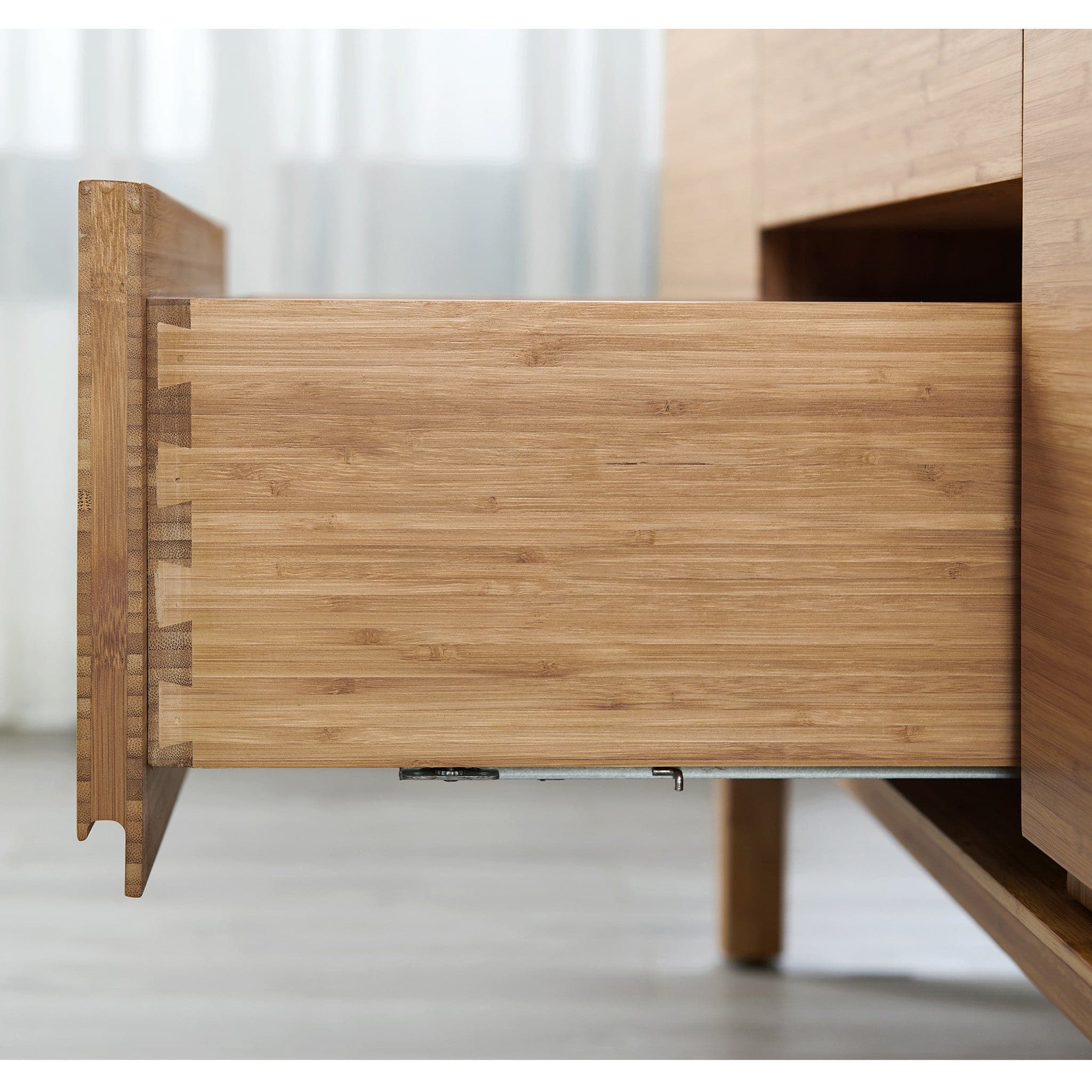 Currant Sideboard、mySite、neckold