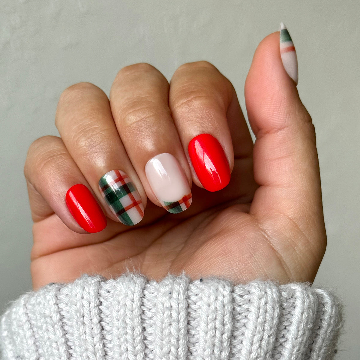 Handpainted Plaid - Press-On | Short | Round、mySite、solidvoid