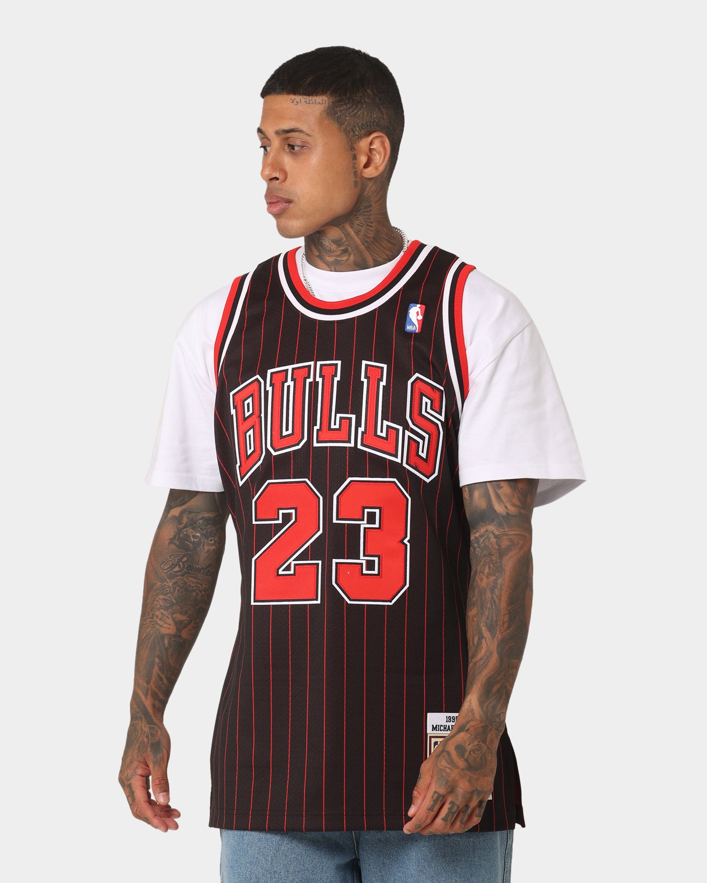 Mitchell & Ness Chicago Bulls Michael Jordan '95-'96 #23 Authentic Jersey Black、mySite、zt4zffjzw