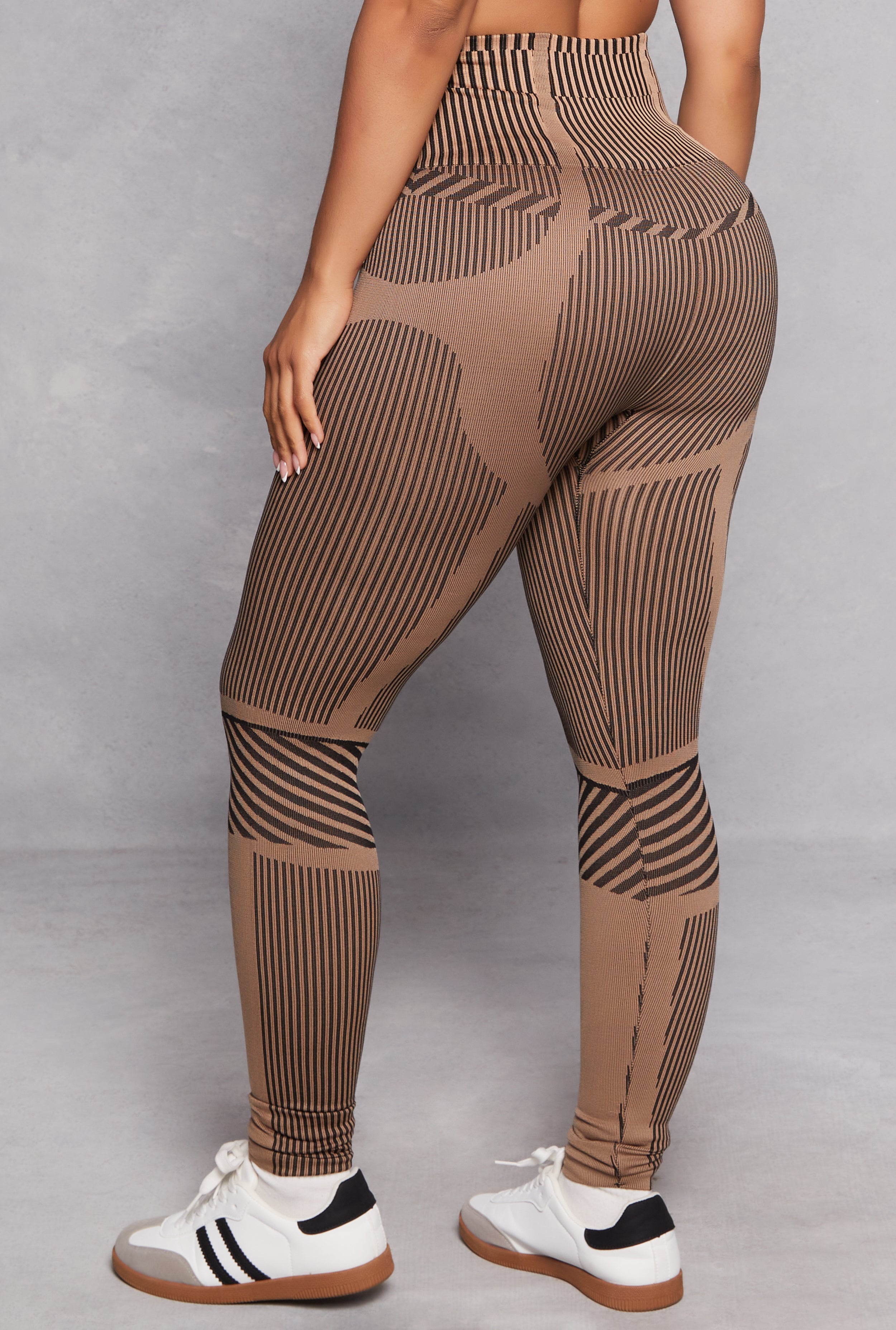 Striped Seamless High Waist Leggings、mySite、camillekostekn