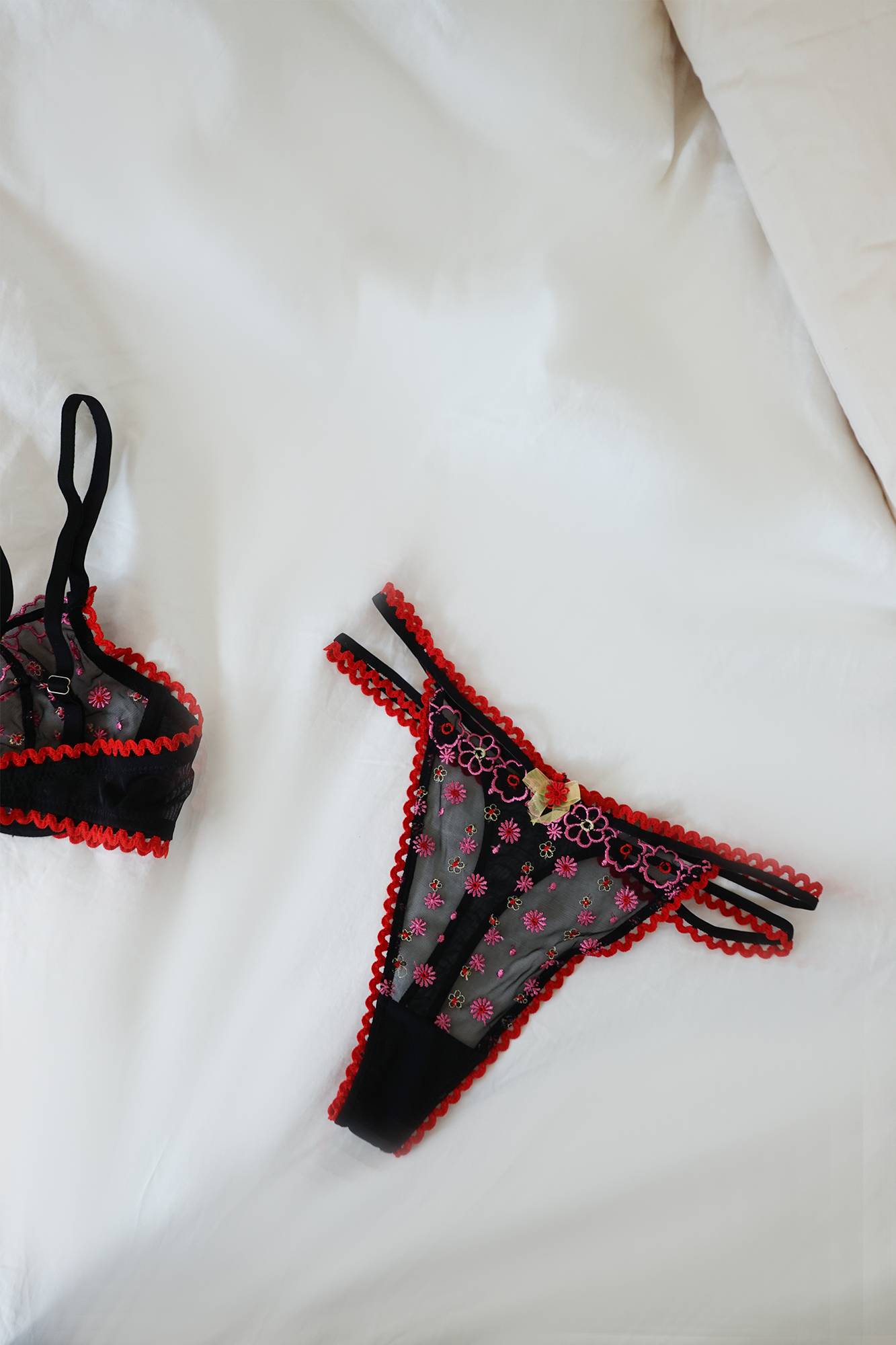 Vivid Black Lingerie、mySite、bengalsvssteelers