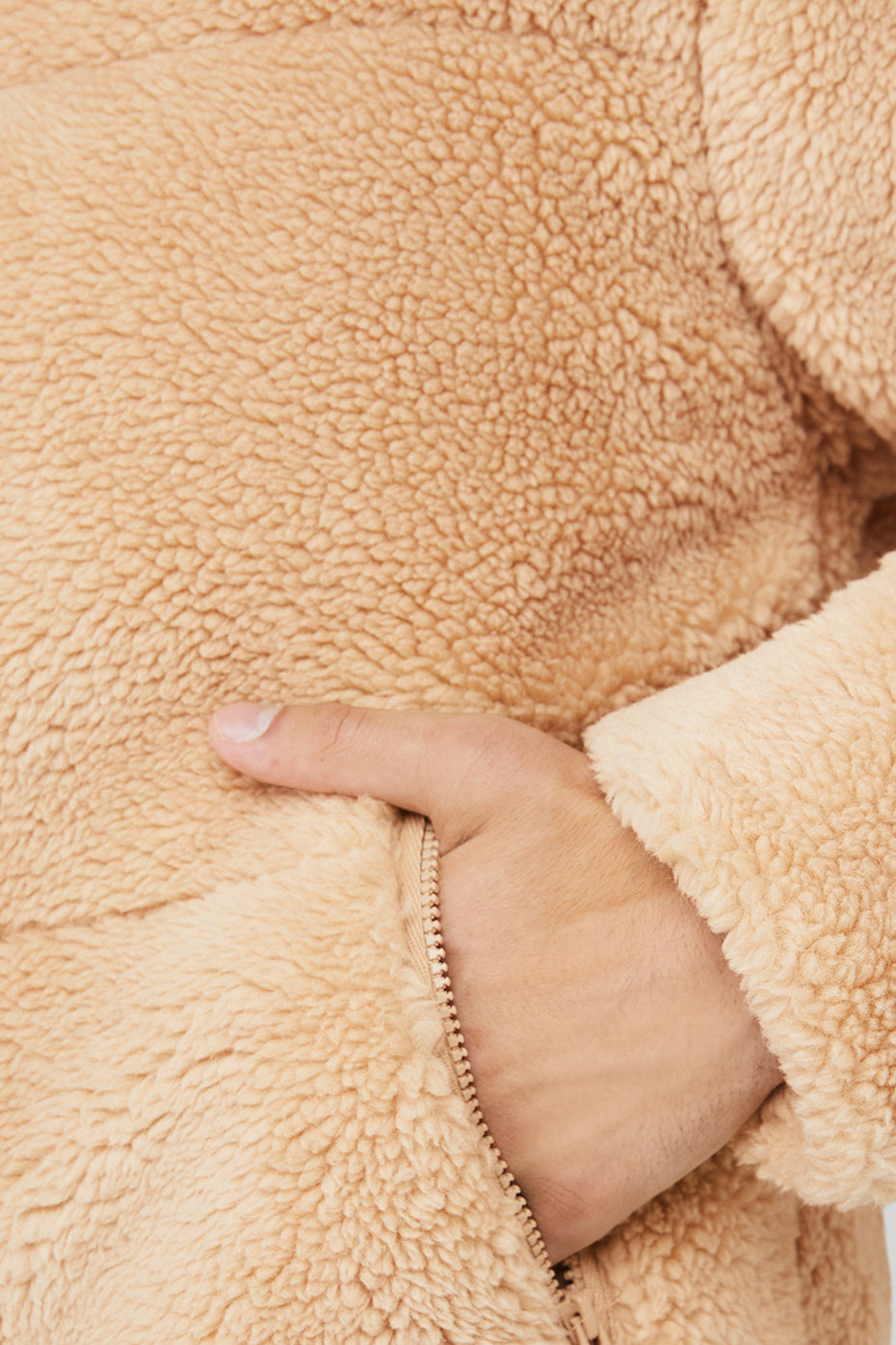 {product_title} - {shop_name}