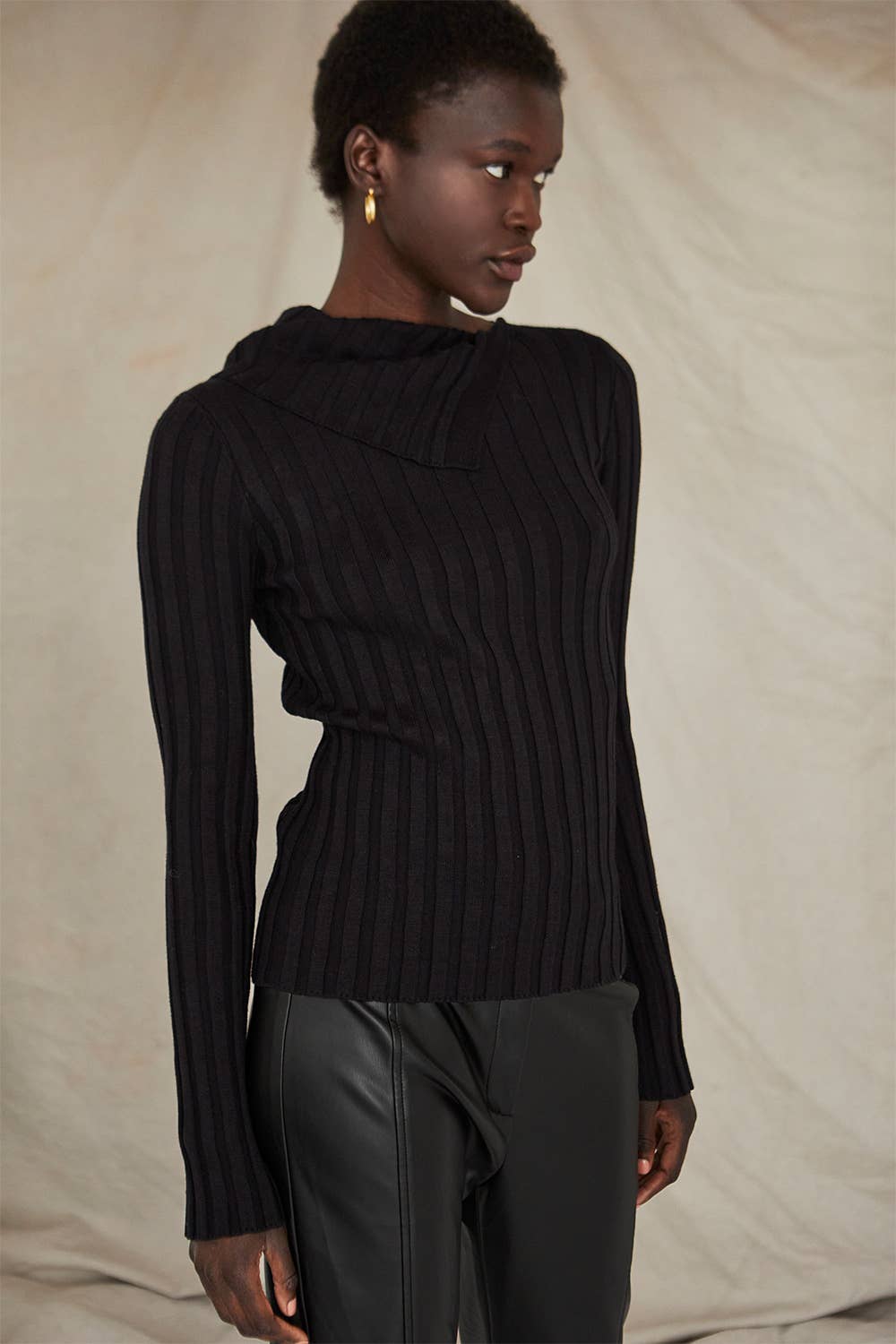 Raven Neck Flap Ribbed Sweater Top、mySite、dreamappss