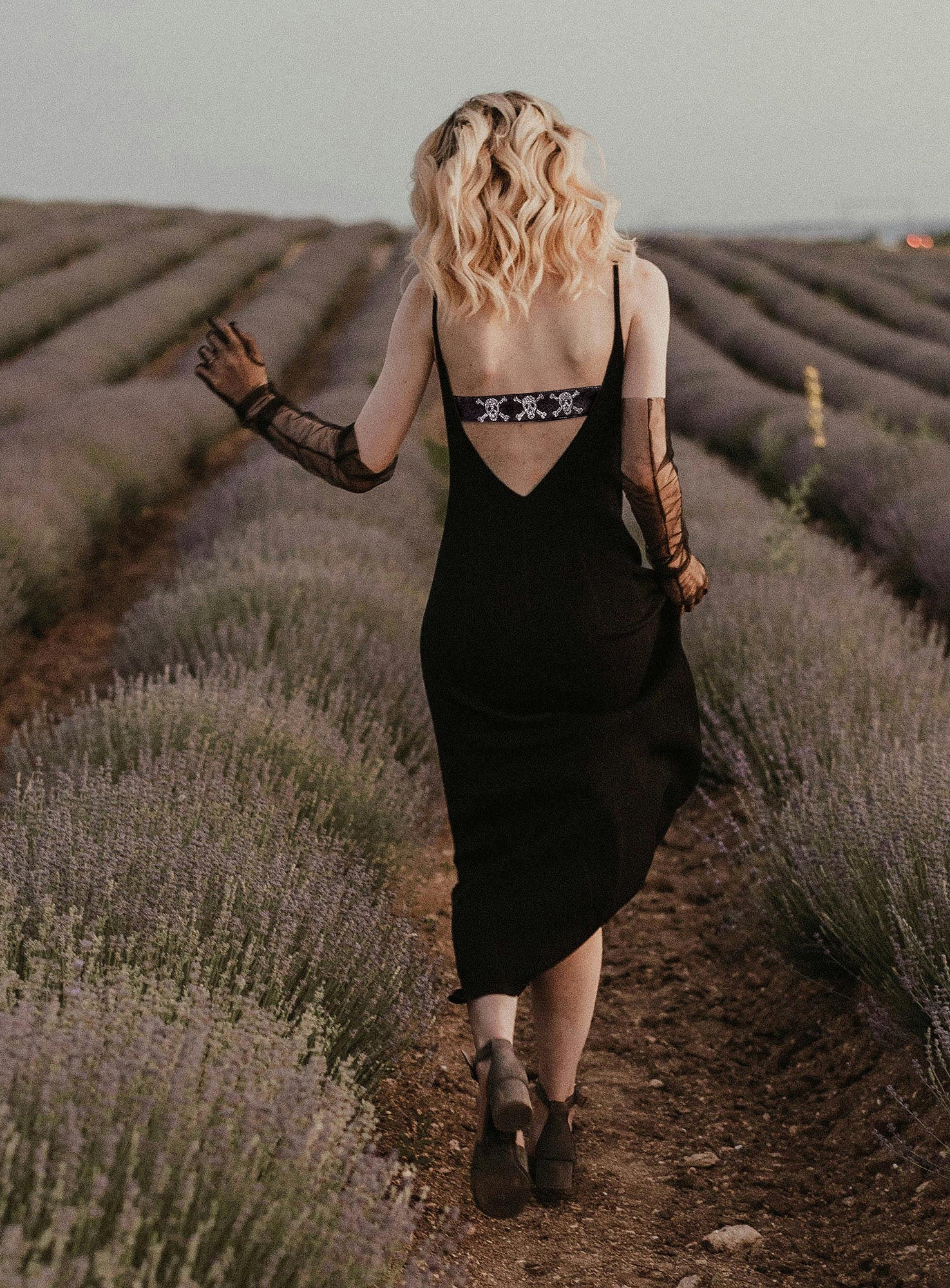  Silver Skulls Bra Back Cover、mySite、justintrudeaud