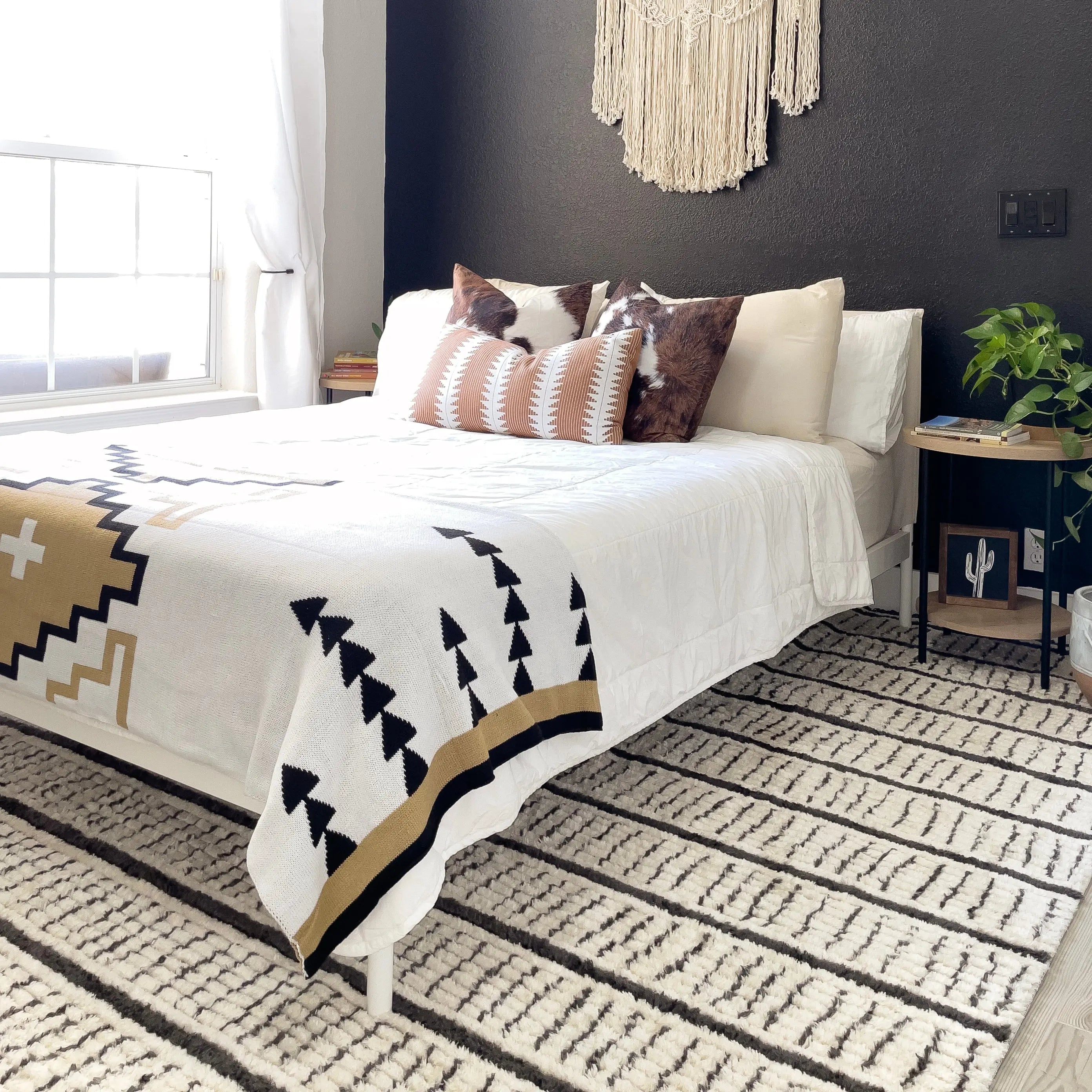 Viho Tribal Geometric Stripes Ivory High-Low Textured Pile Rug、mySite、gigharbornorthrealestate