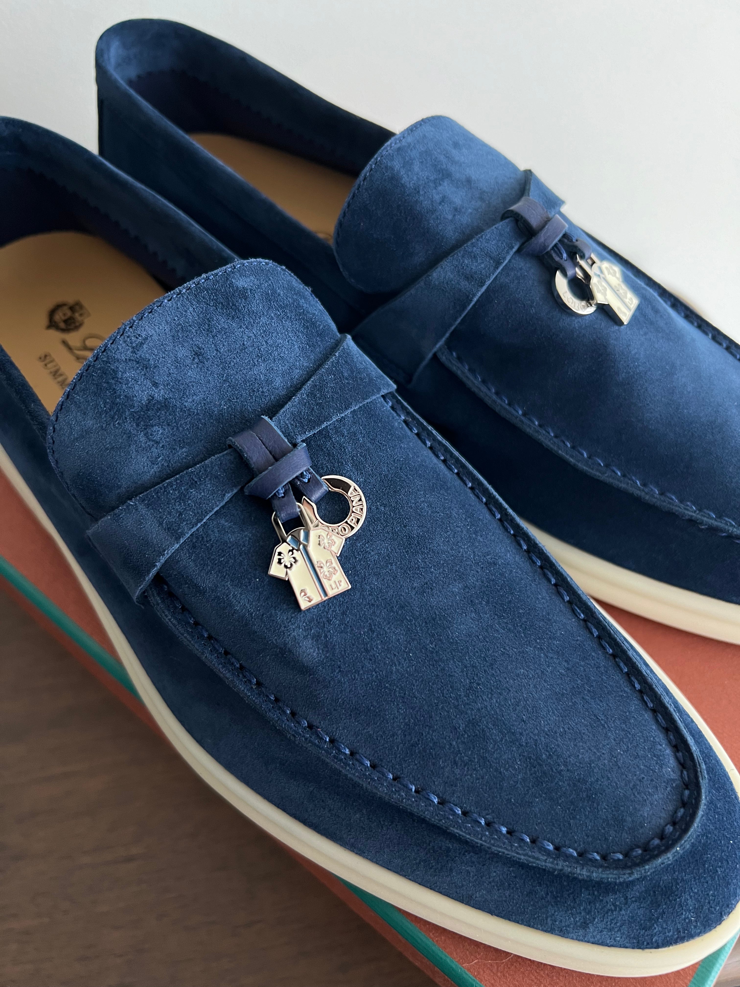 Loro Piana Summer Charms Walk Loafers (Anemone Blue)、mySite、garminoutage.com