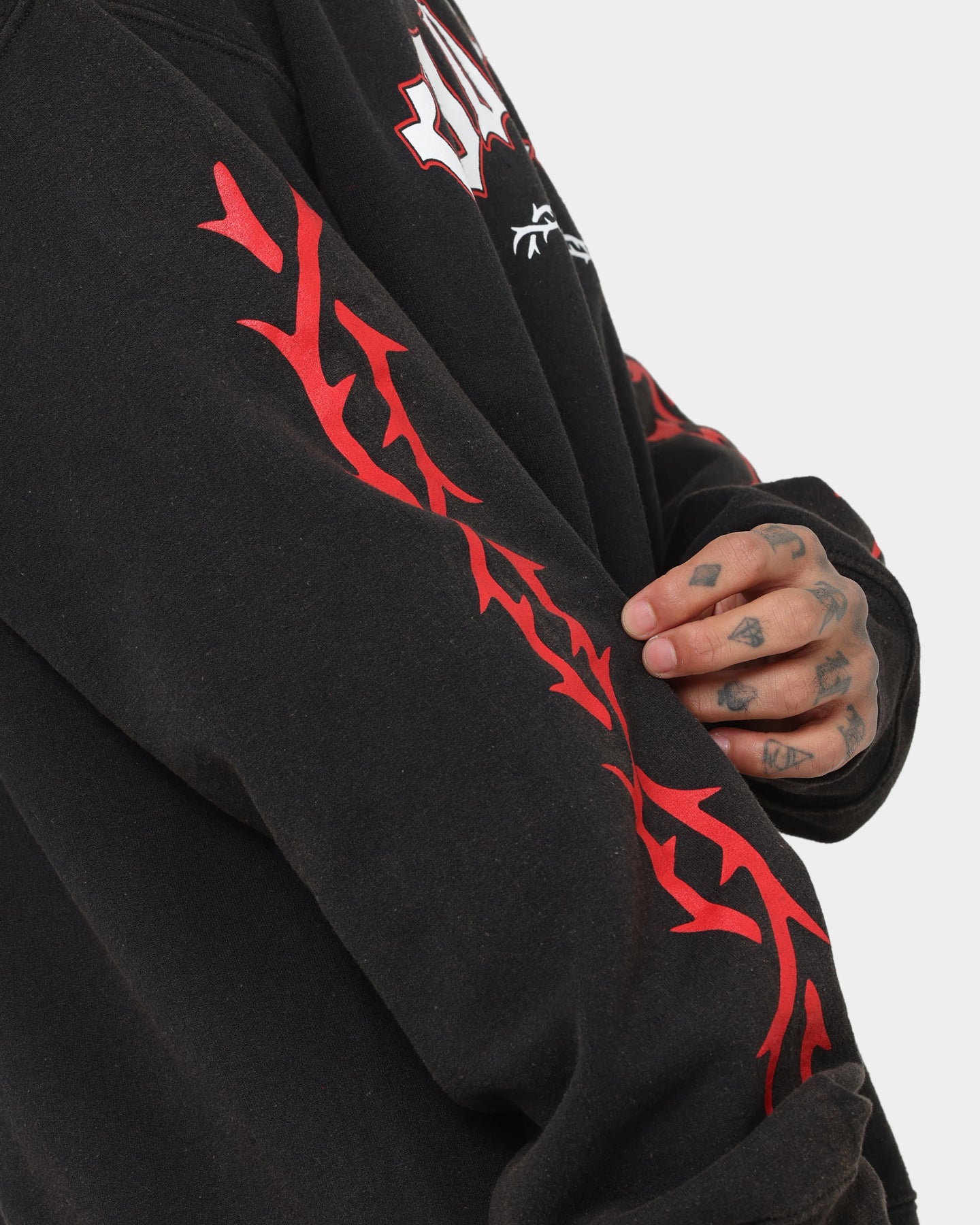 {product_title} - {shop_name}