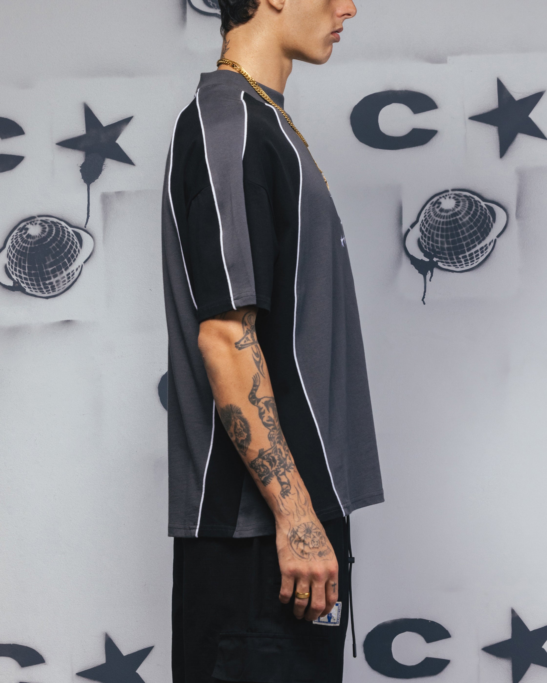 {product_title} - {shop_name}