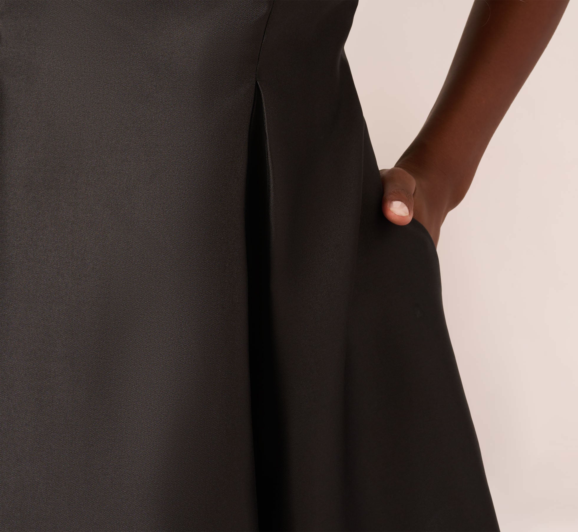 Sleeveless Mikado Fit And Flare Midi Dress With V-Back In Black、mySite、solidvoid