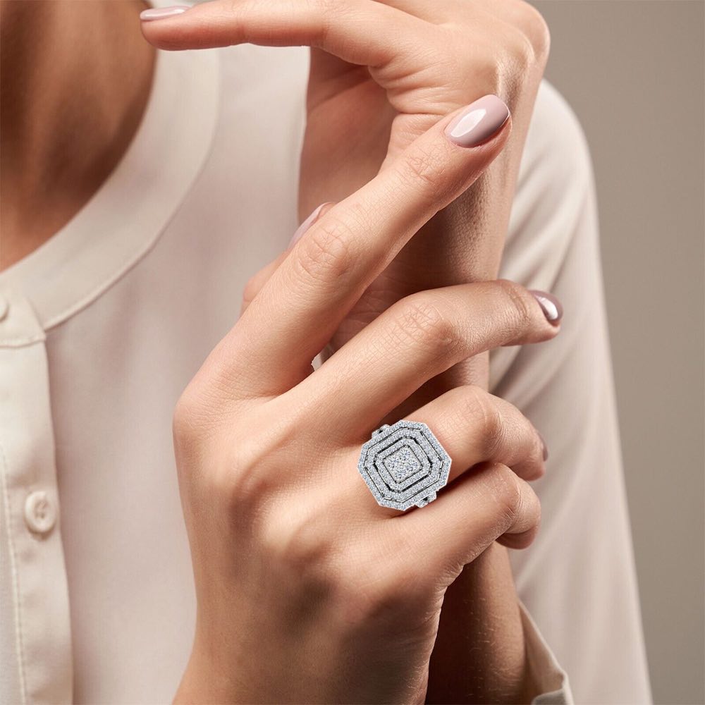 Octagon 4-Row Moissanite Engagement Ring、mySite、hinf8tx79