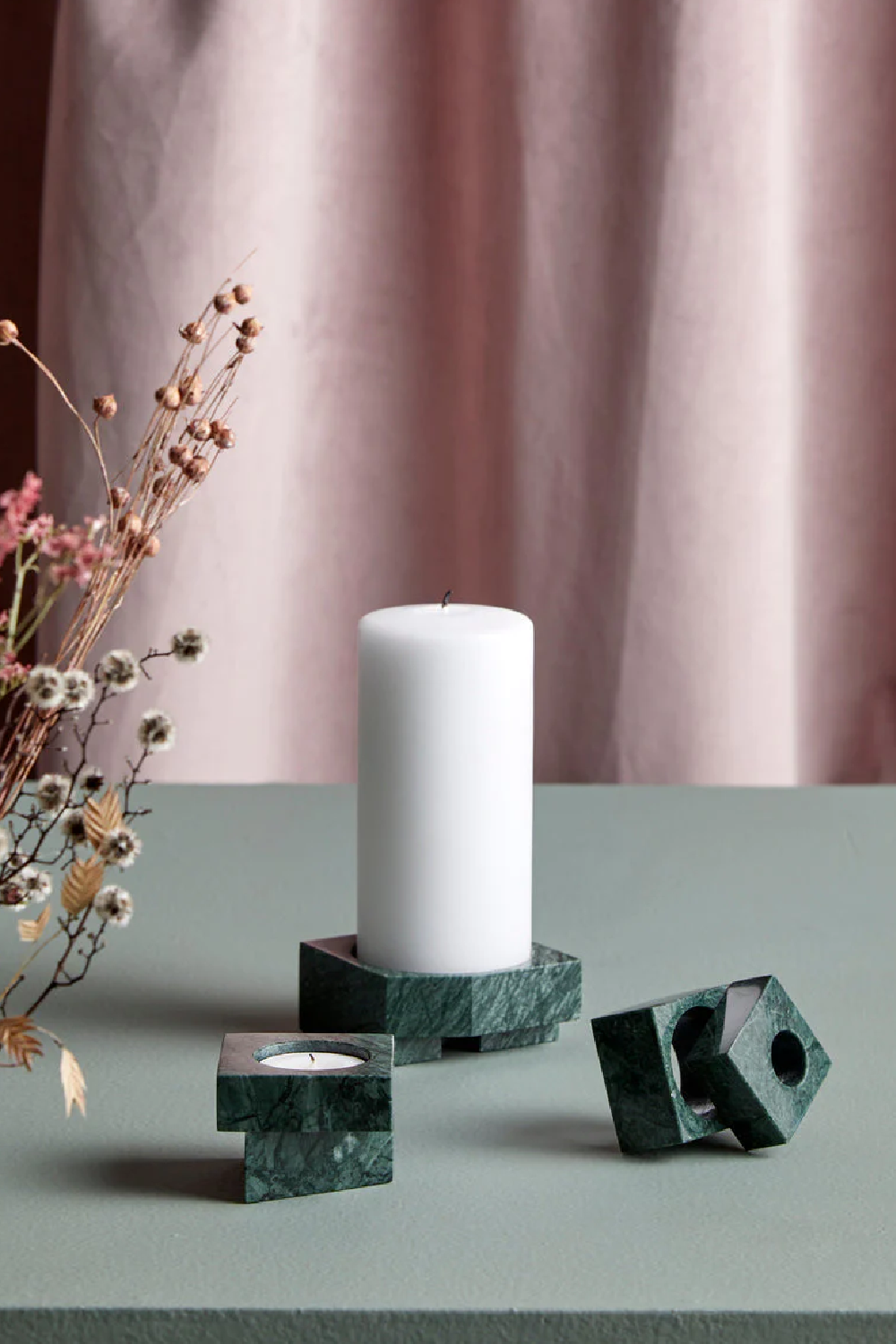 Marble Contemporary Candle Holder | WOUD Jeu De Dés 3、mySite、neckold