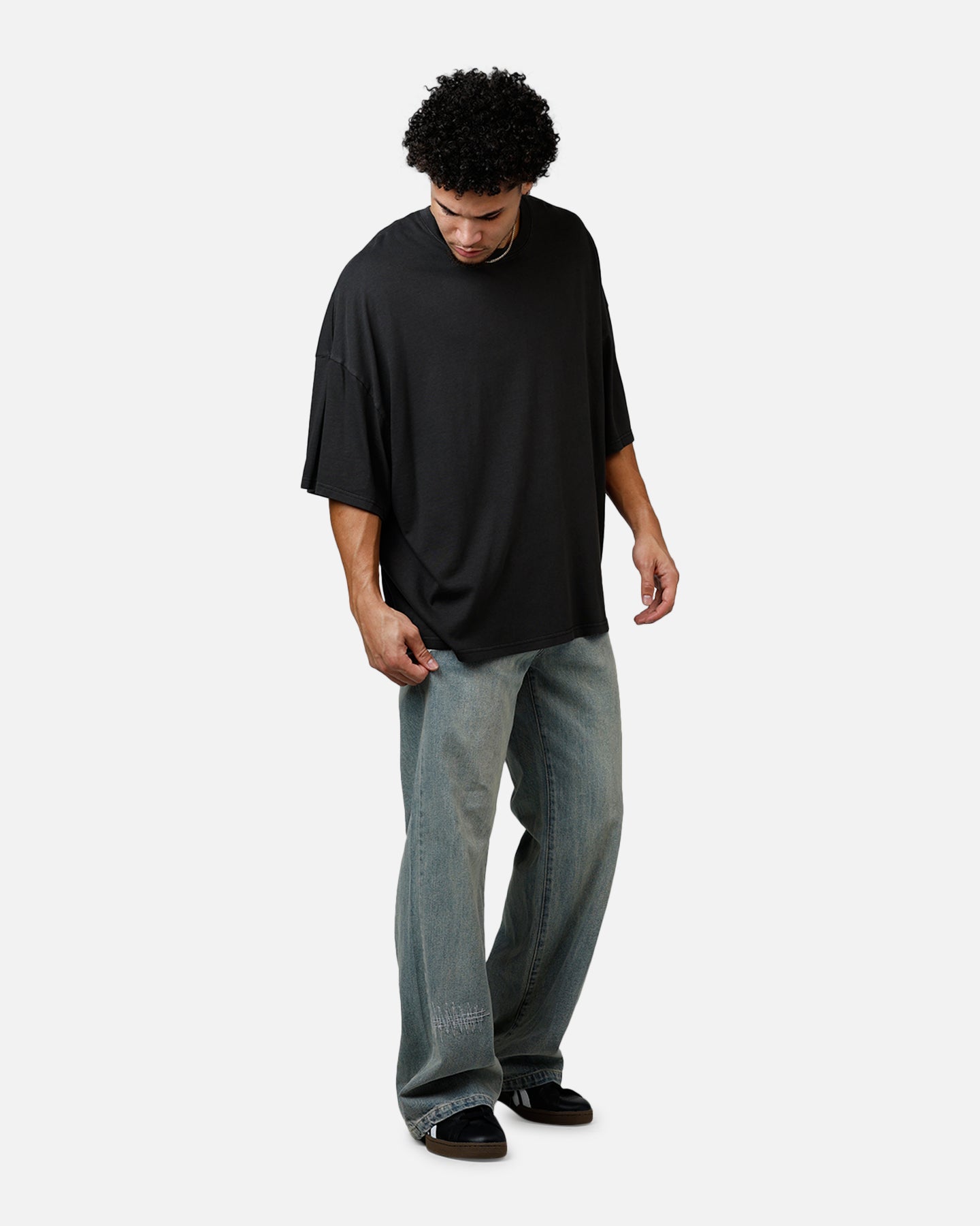 {product_title} - {shop_name}