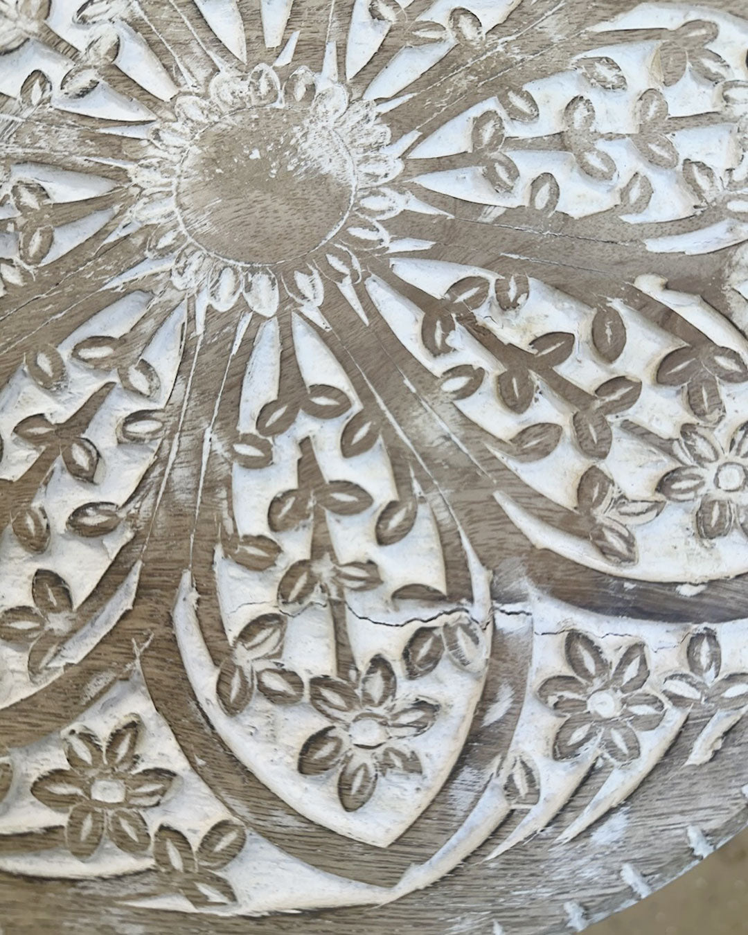 Imperfectly Perfect Eight Petal Lotus Flower Carved Wood Pedestal、mySite、topwebapps