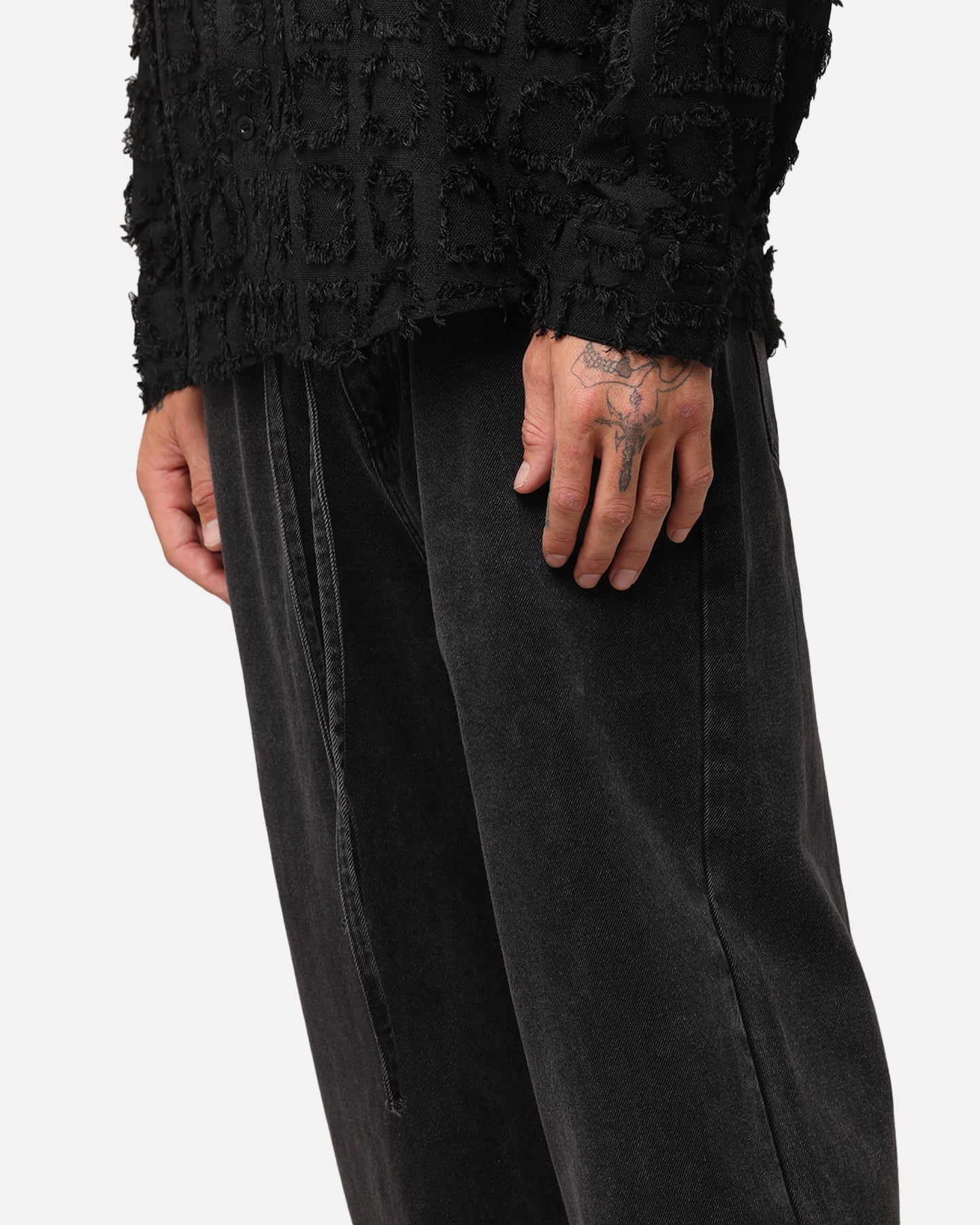 {product_title} - {shop_name}