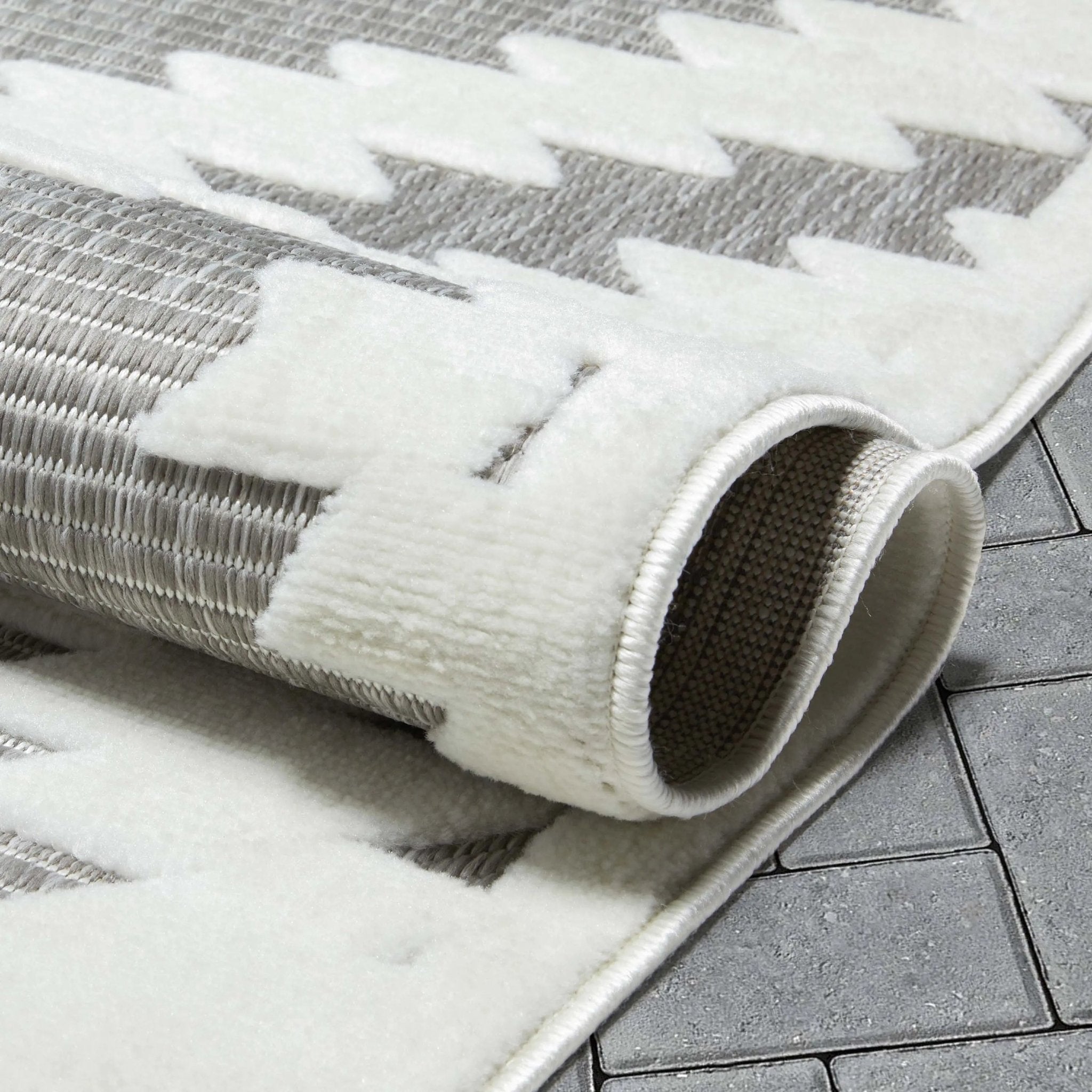 Keiko Tribal Moroccan Indoor/Outdoor Grey High-Low Rug、mySite、gigharbornorthrealestate