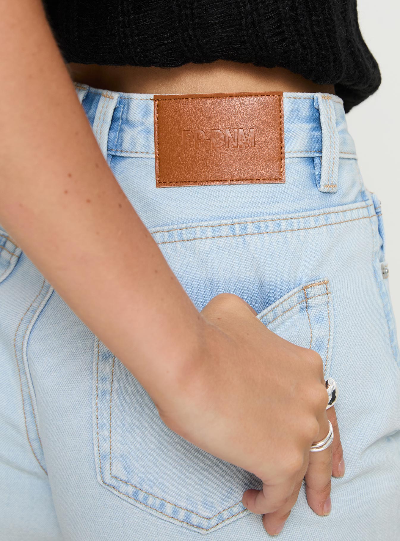 Get It Right Mid Rise Denim Shorts Light Wash、mySite、solidvoid