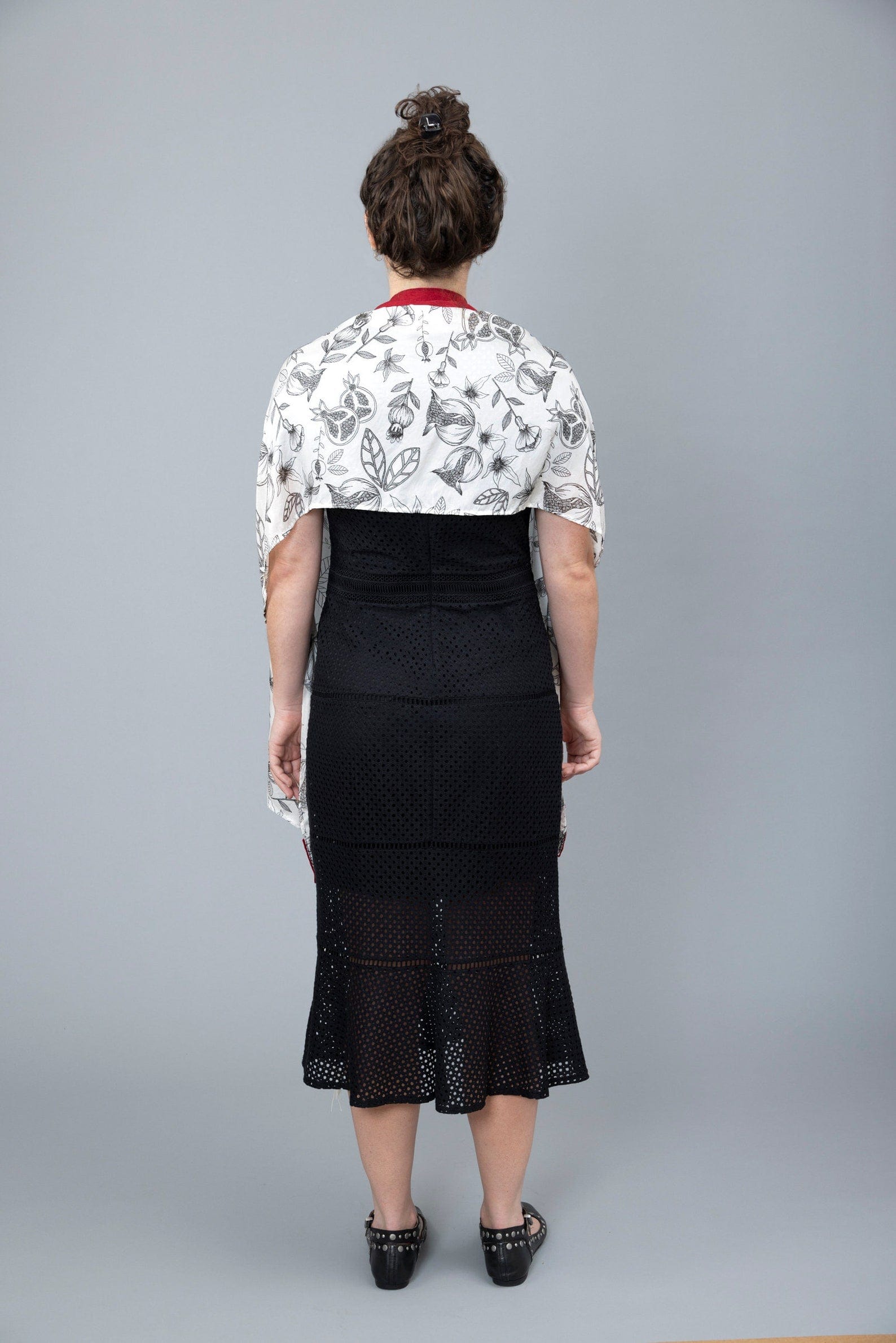 Black and White Pomegranates Silk Habotai Tallit、mySite、topwebapps