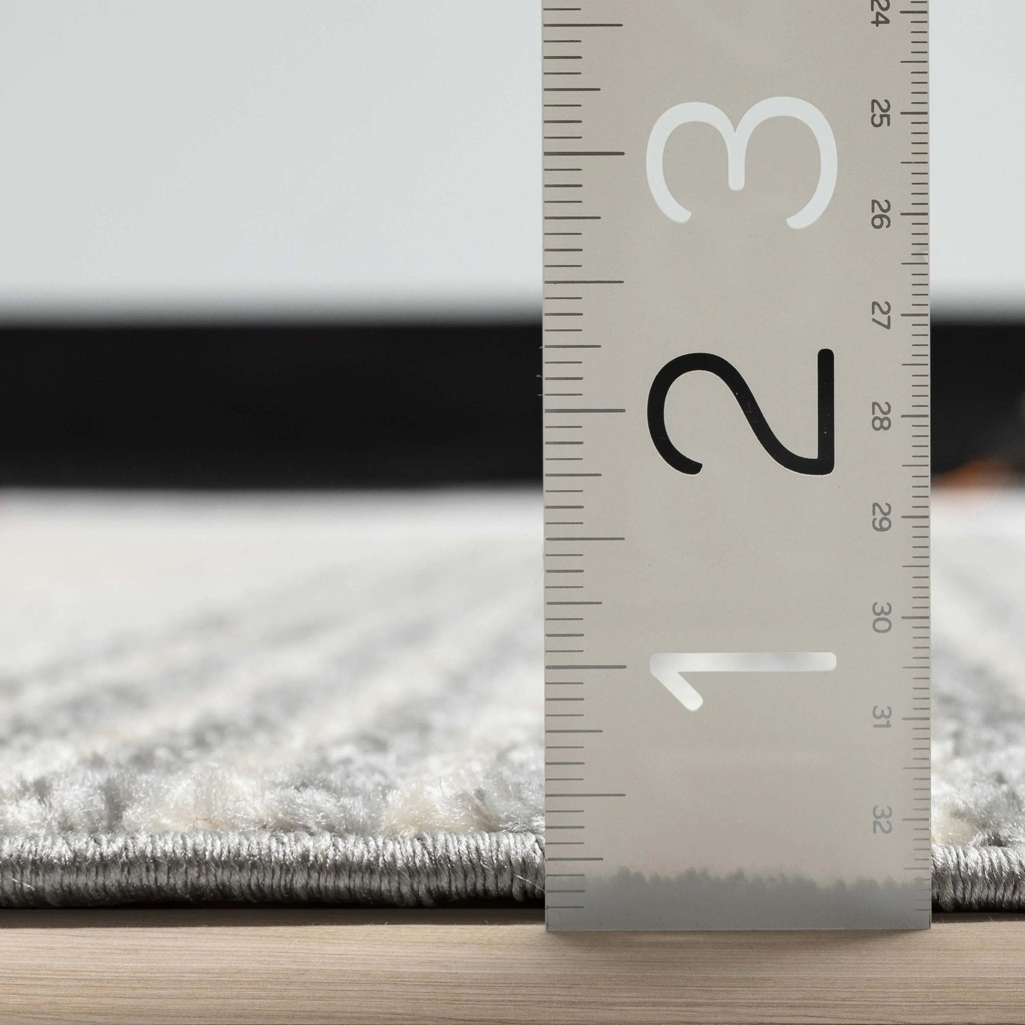 Well Woven Black & White Striped Rug – Living Room Luxury、mySite、gigharbornorthrealestate