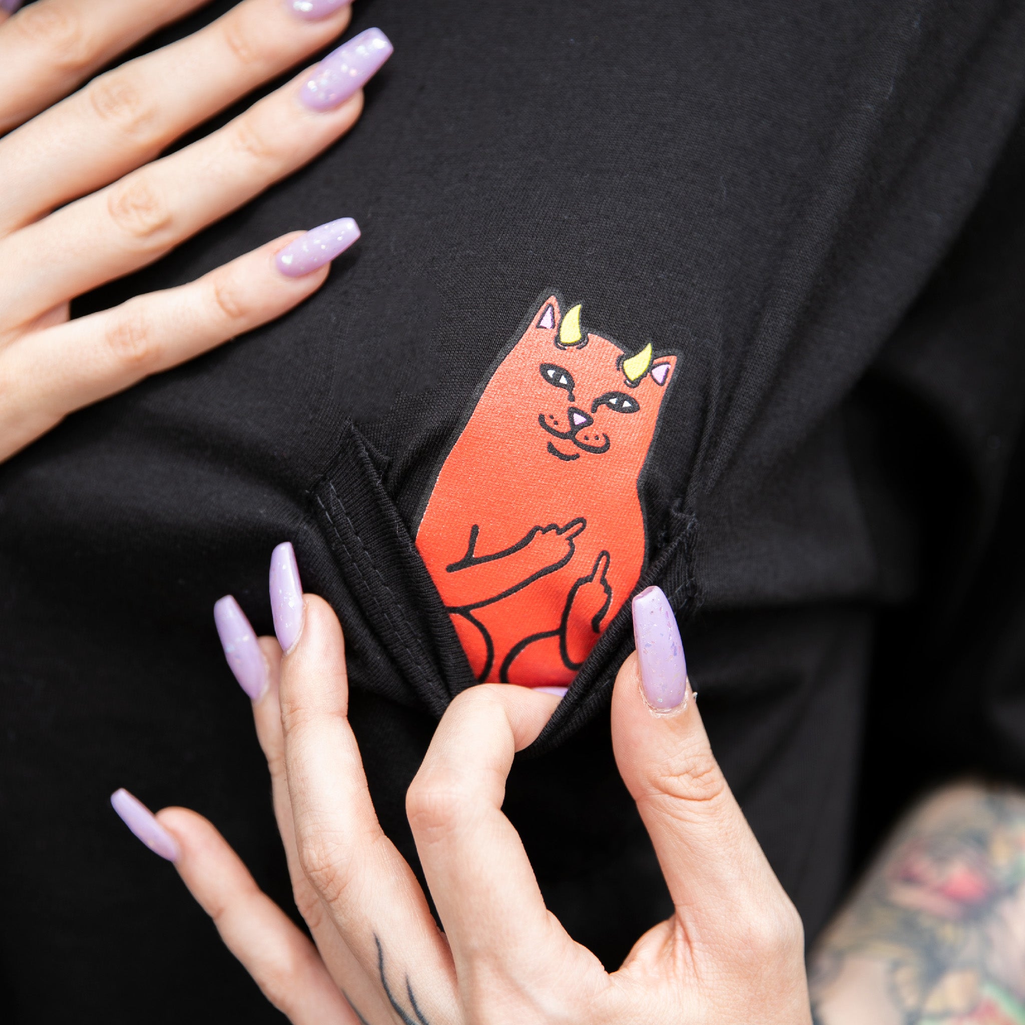  Lord Devil Pocket Crop Tee (Black)、mySite、merchandisen