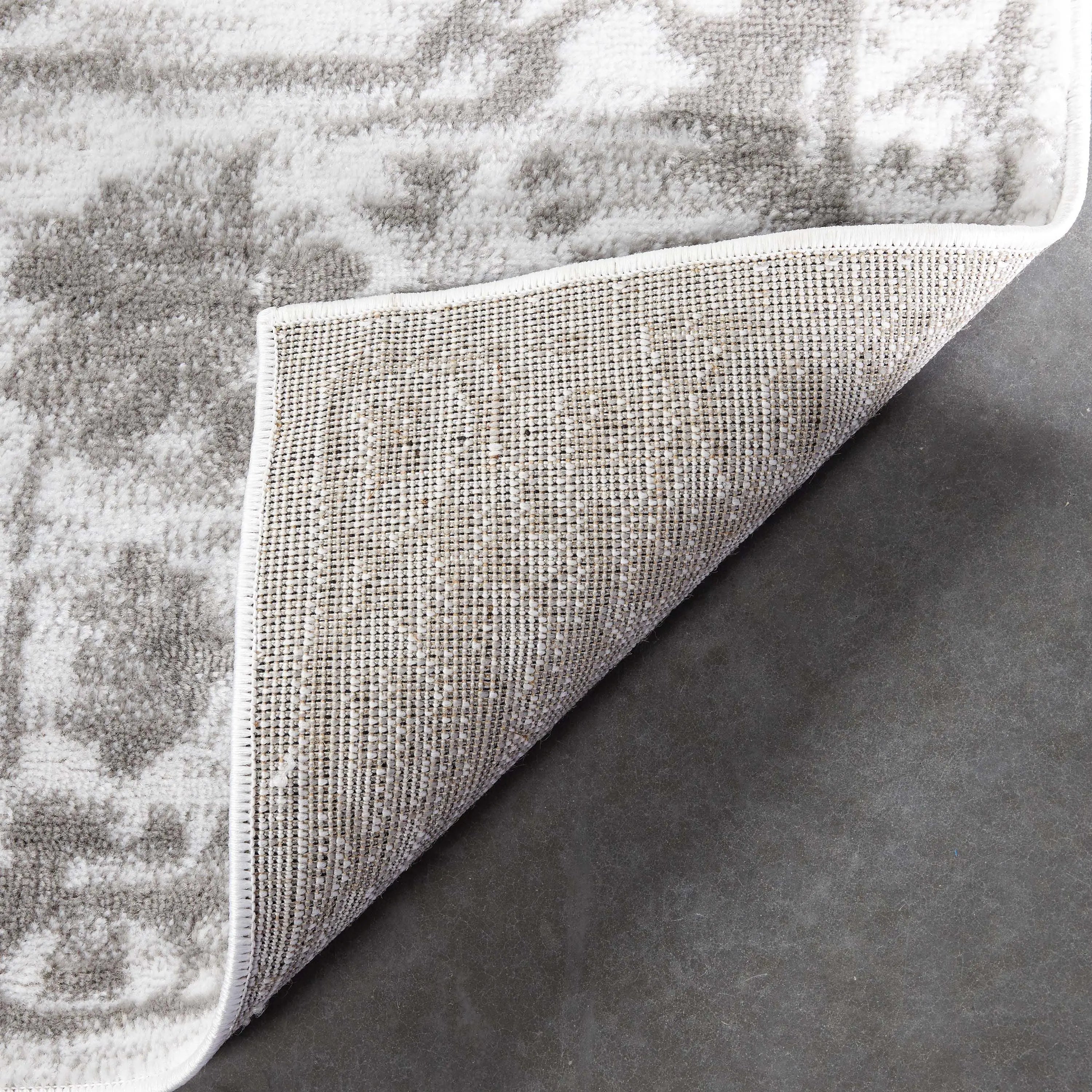 Disa Vintage Medallion Cream Soft Rug By Chill Rugs、mySite、gigharbornorthrealestate