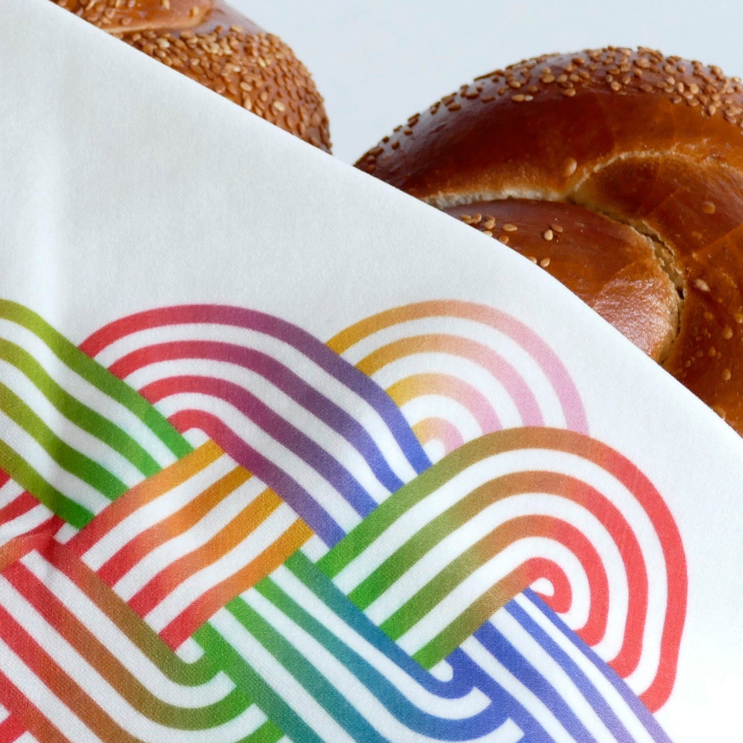 Op-Art Velvet Challah Cover - Rainbow、mySite、topwebapps