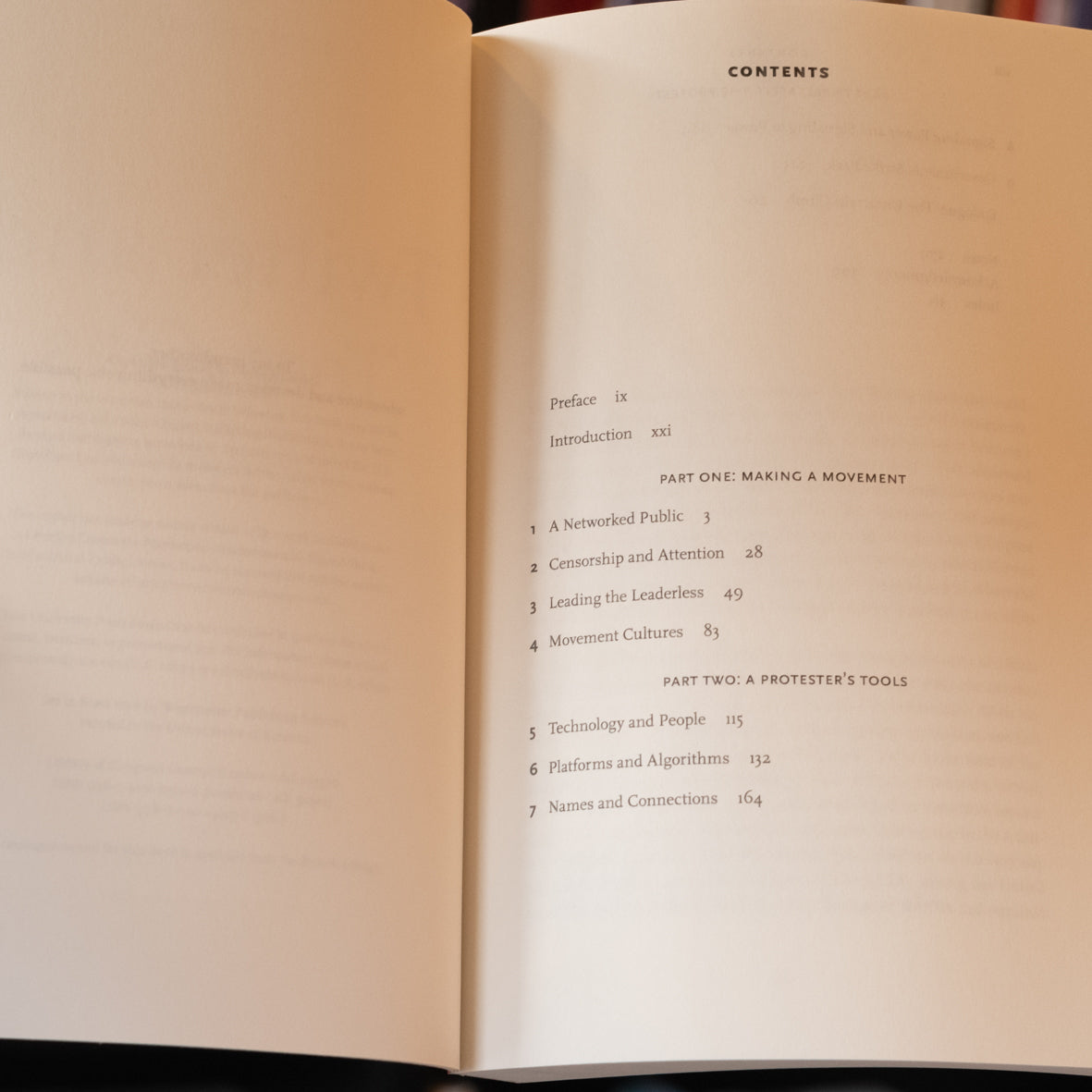 Twitter and Tear Gas: The Power and Fragility of Networked Protest、mySite、topwebapps