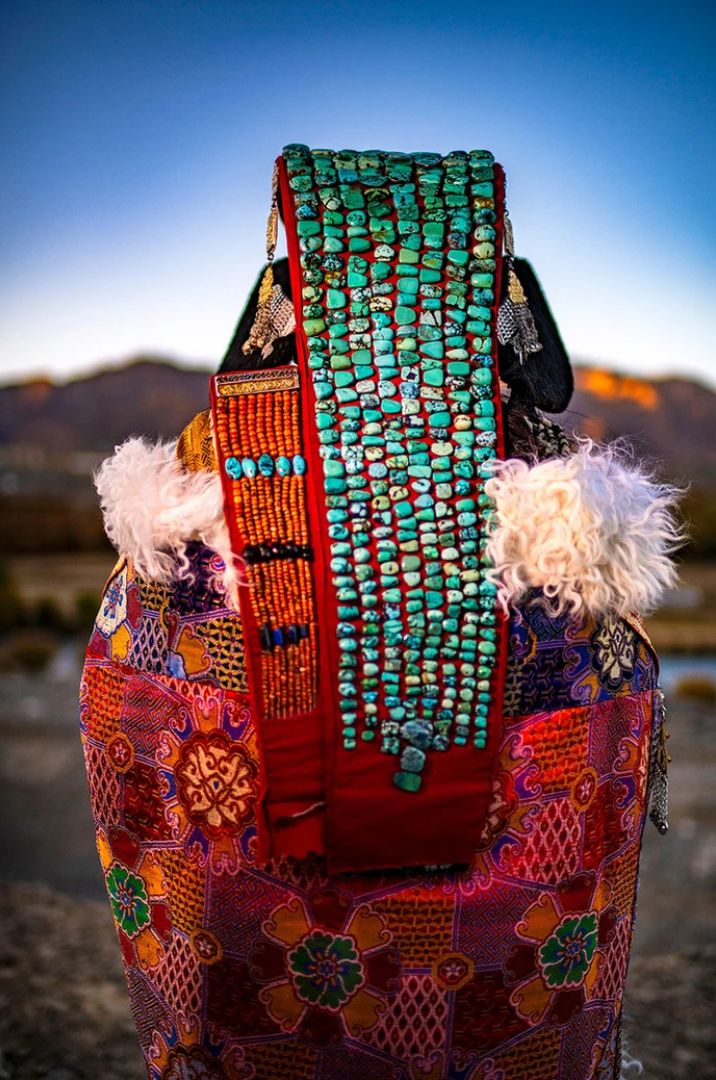 'Perak, Ladakhi Head Dress, Worn by Women in Ladakh Mostly While Getting Married' - Aman Chotani original print、mySite、topwebapps