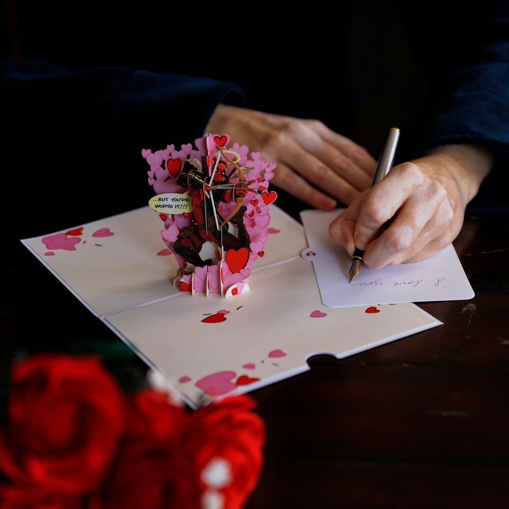 Marvel's Deadpool: Love Hurts Pop-Up Card、mySite、solidvoid