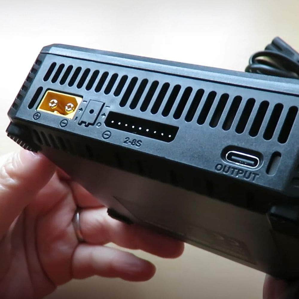  ToolkitRC M8AC 600W 20A 1-8S AC/DC Smart Charger - XT60、mySite、merchandisen