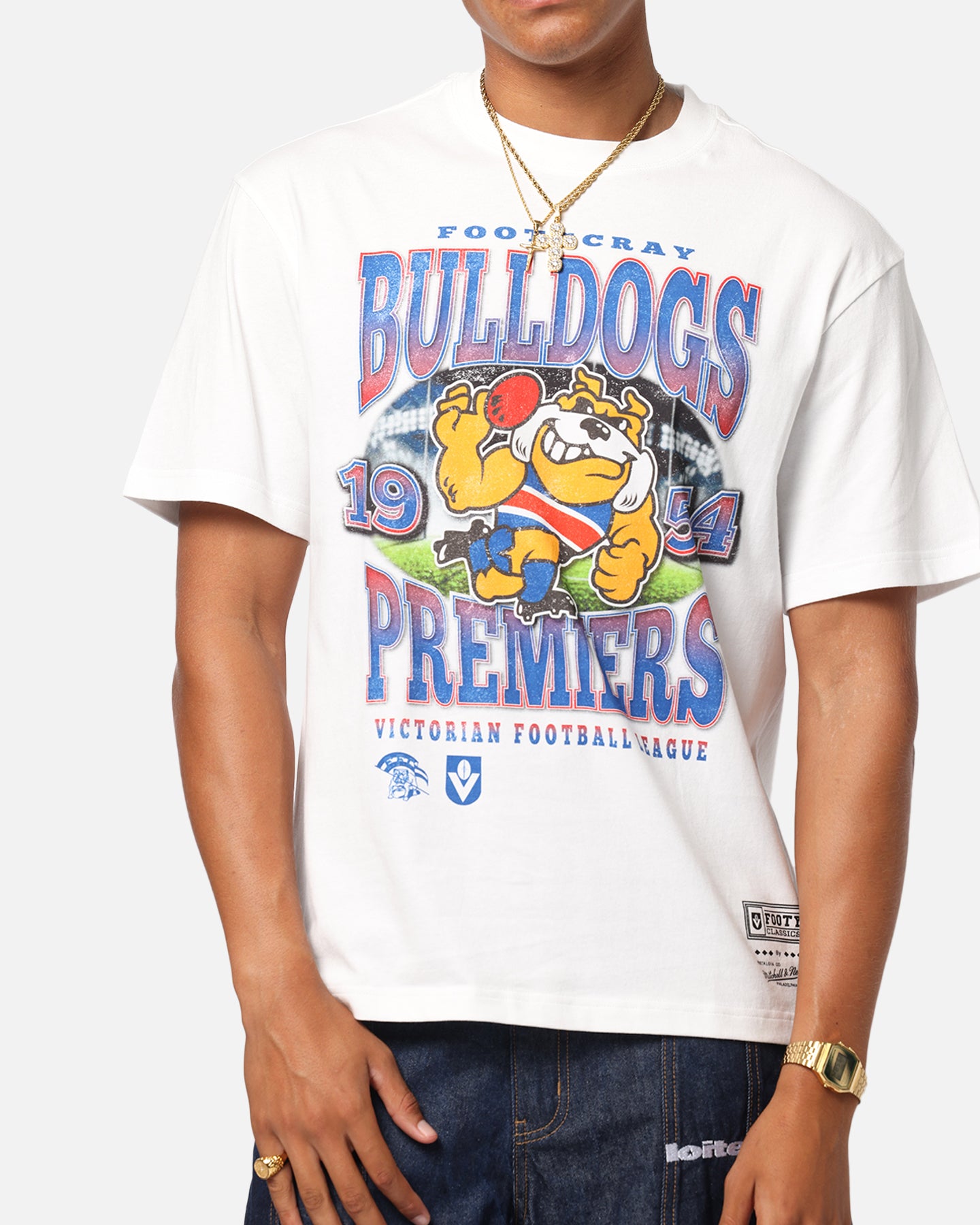 Mitchell & Ness Western Bulldogs Mascot T-Shirt Vintage White、mySite、zt4zffjzw