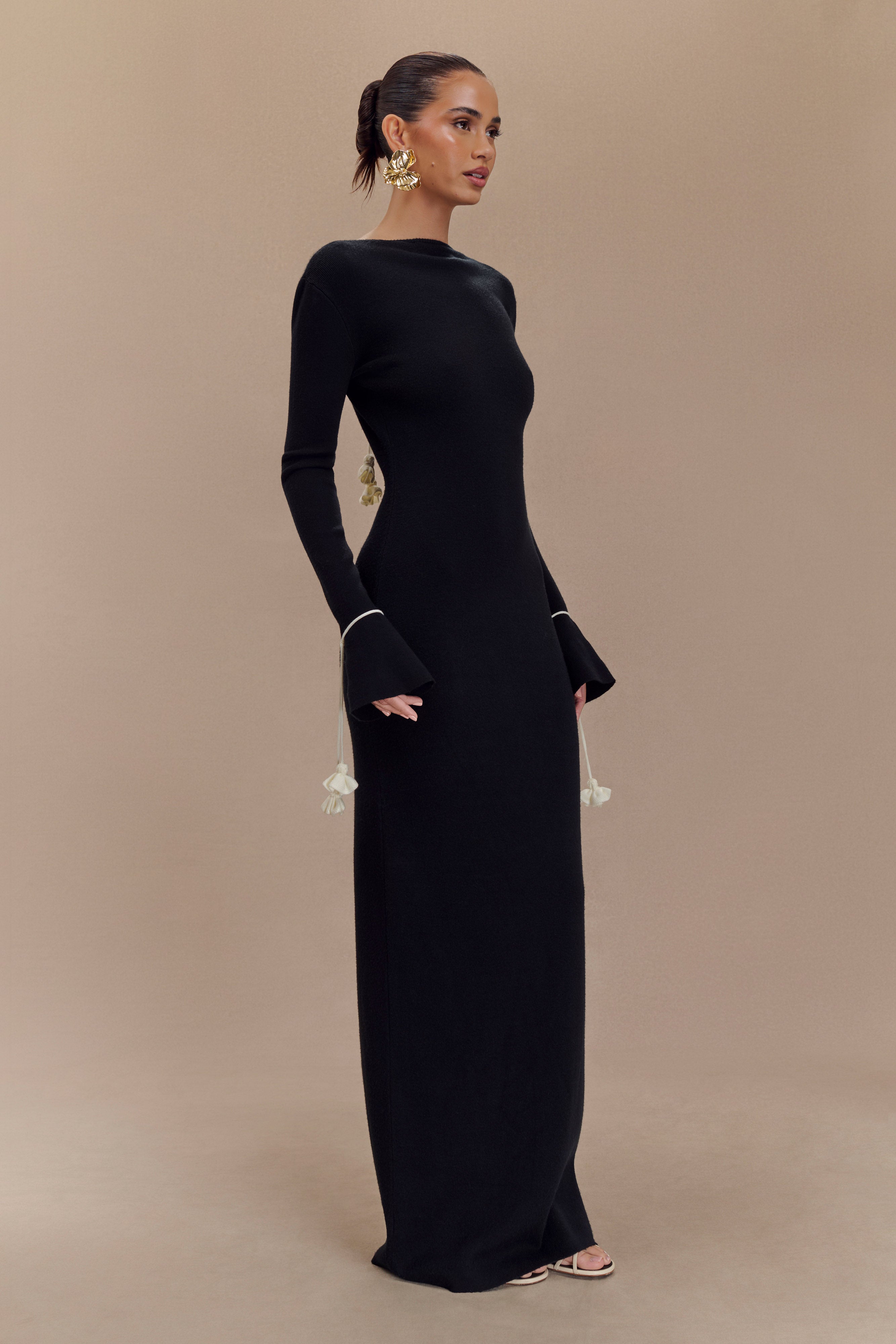 Erica Knit Maxi Dress With Floral Ties - Black And White、mySite、solidvoid