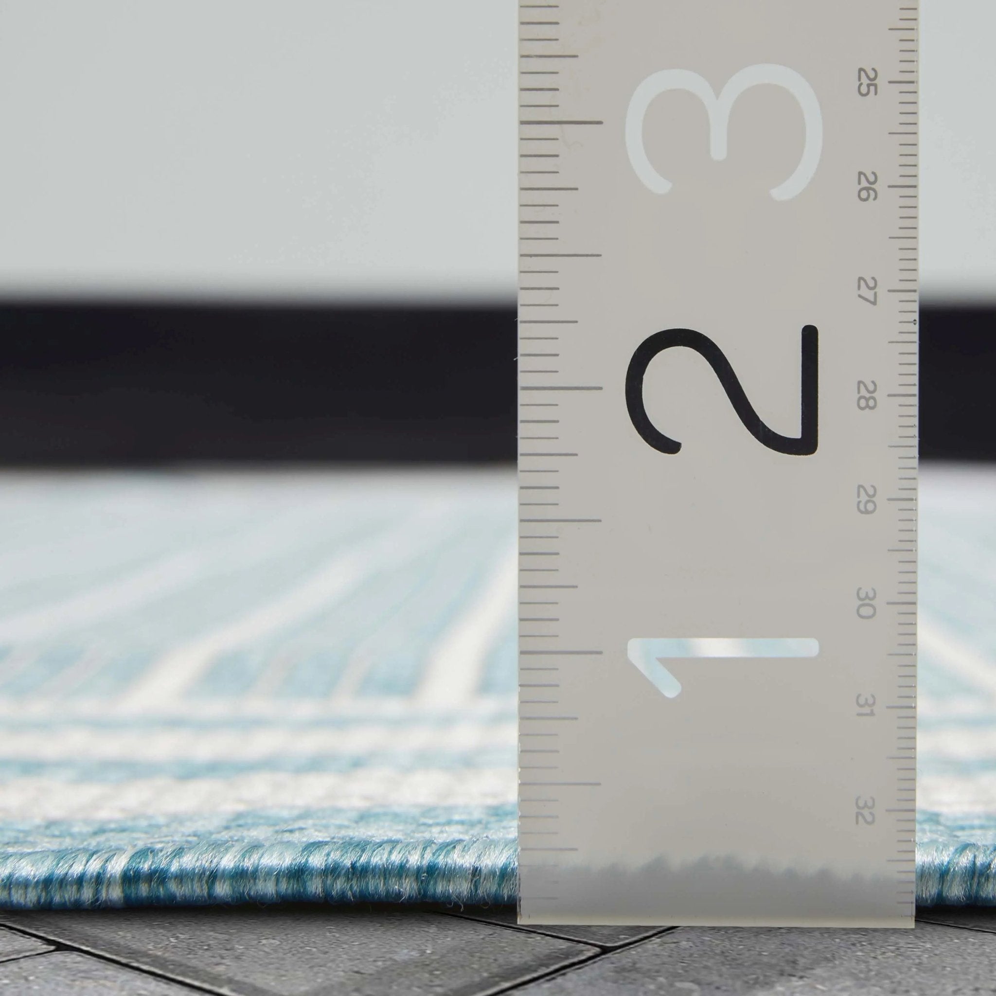 Frankie Modern Stripes Indoor/Outdoor Blue Textured Rug、mySite、gigharbornorthrealestate