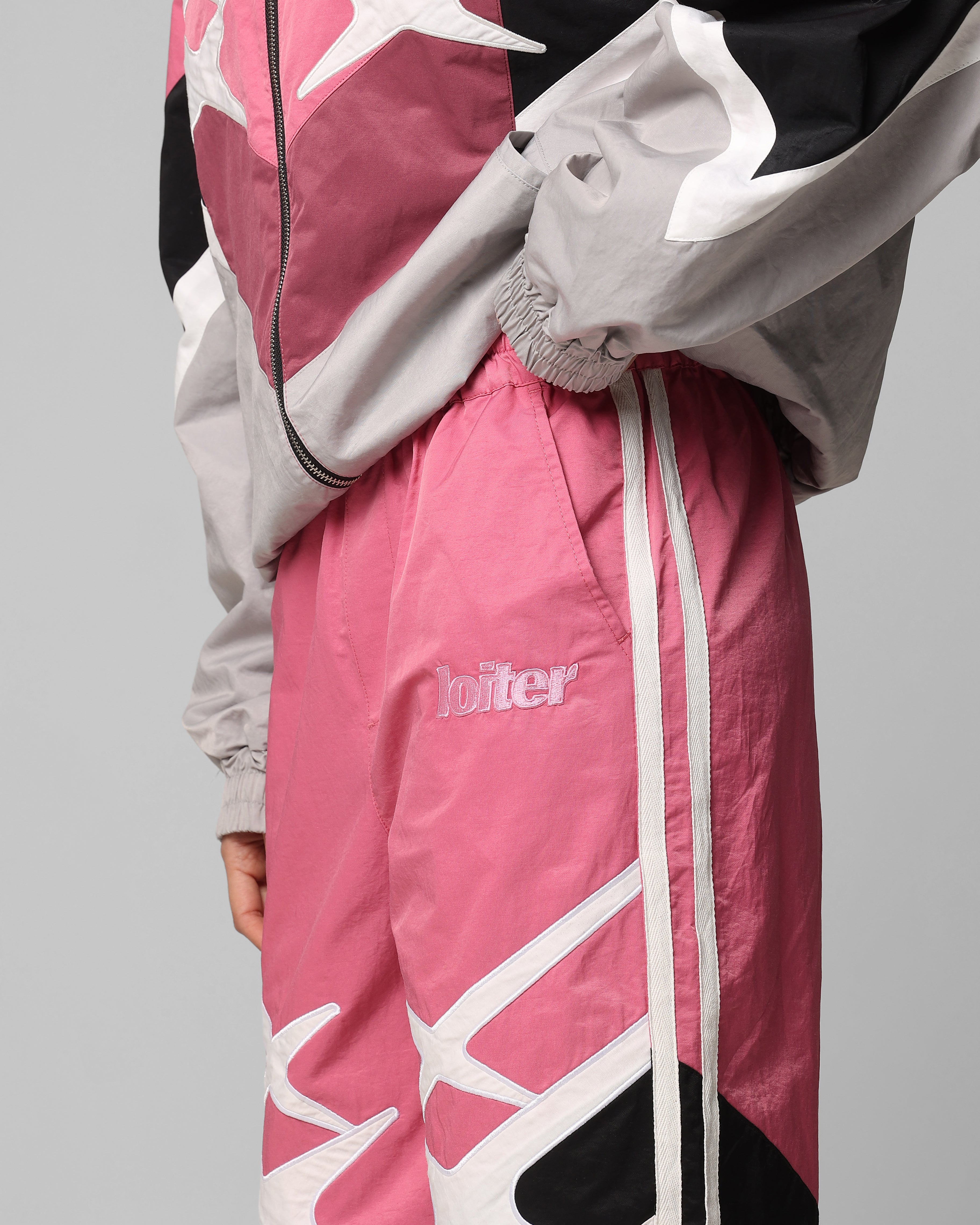 {product_title} - {shop_name}