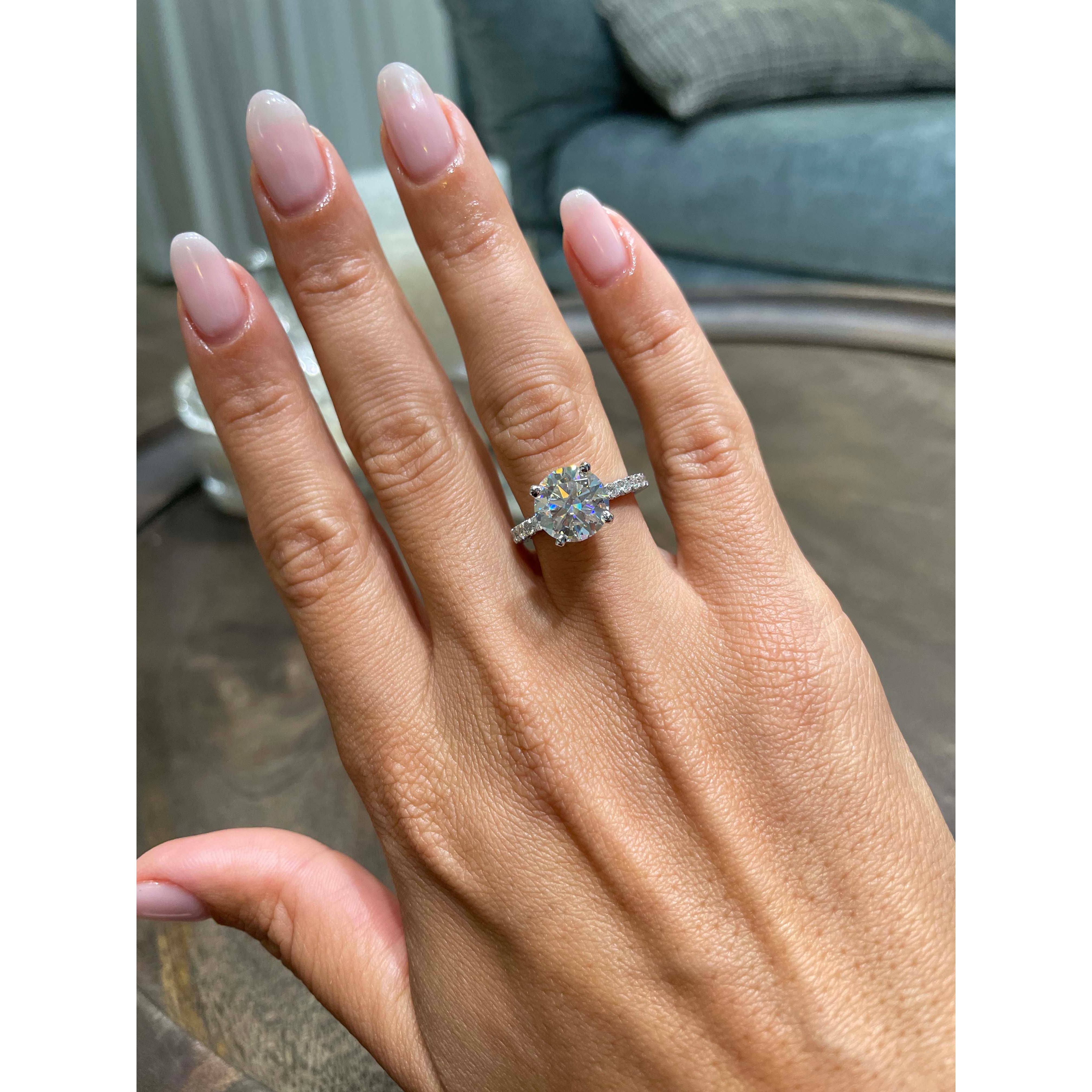 Alison Moissanite & Diamond Ring -Platinum、mySite、hinf8tx79