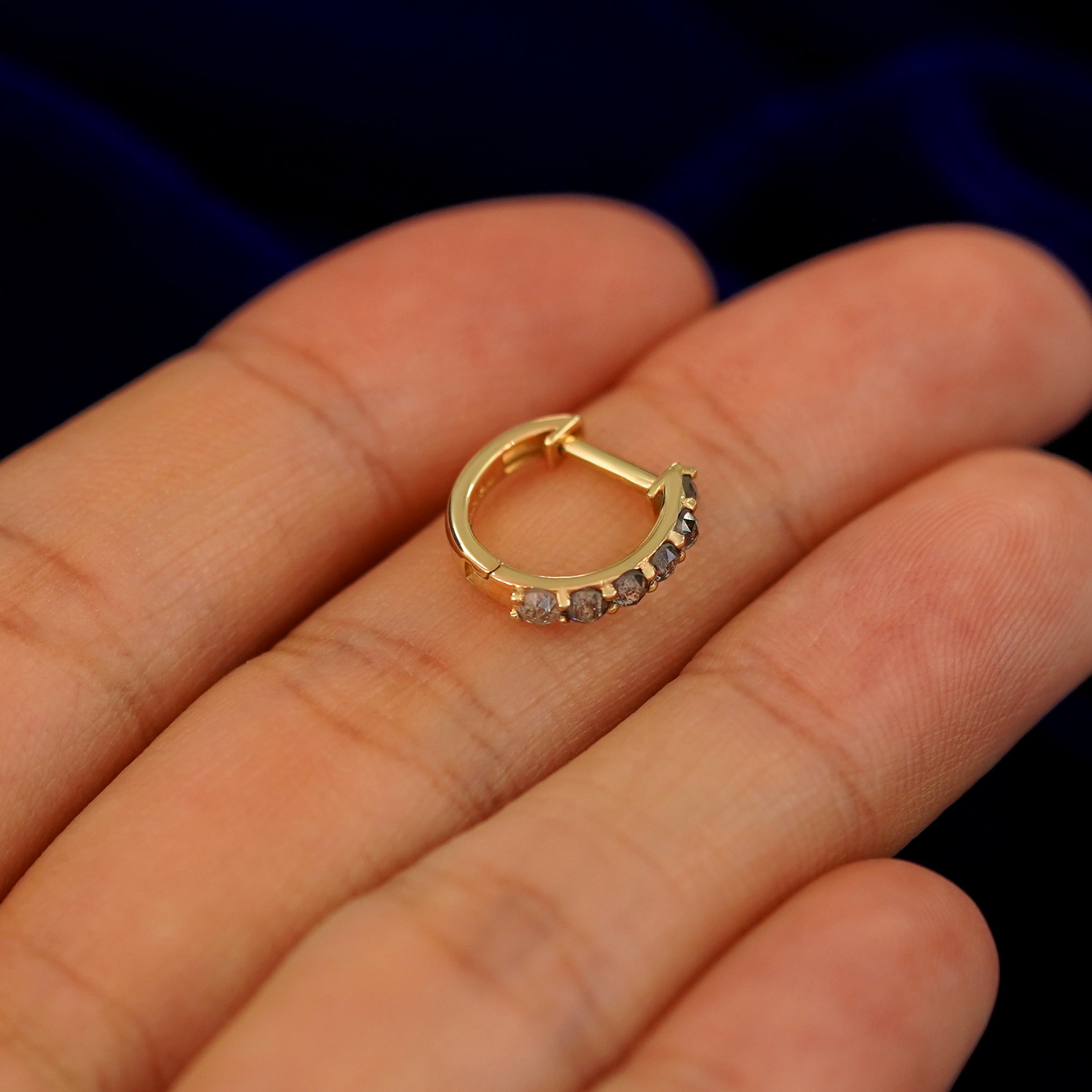 Salt and Pepper Diamond Huggie Hoop、mySite、hinf8tx79