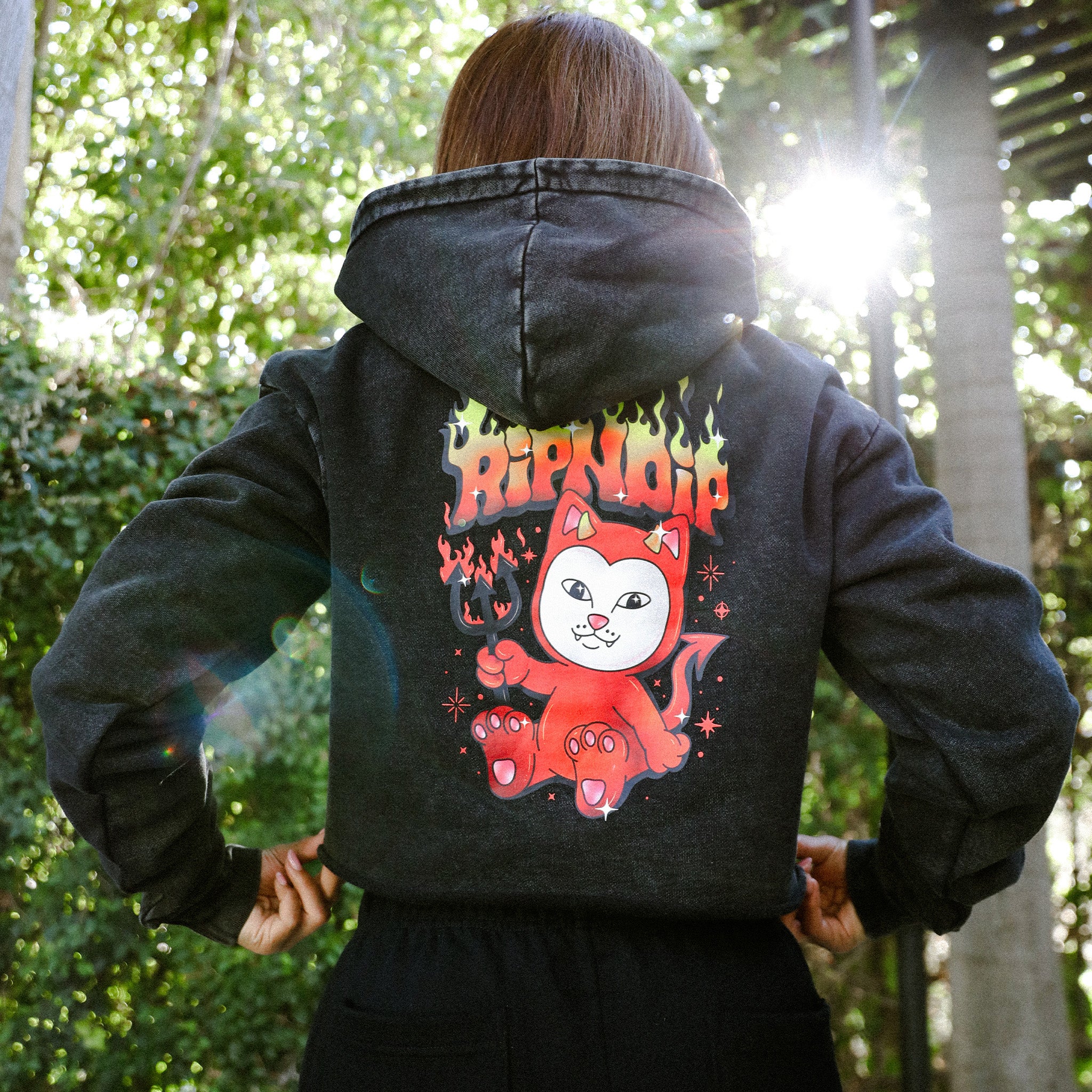  Scary Cute Cropped Hoodie (Black Wash)、mySite、merchandisen