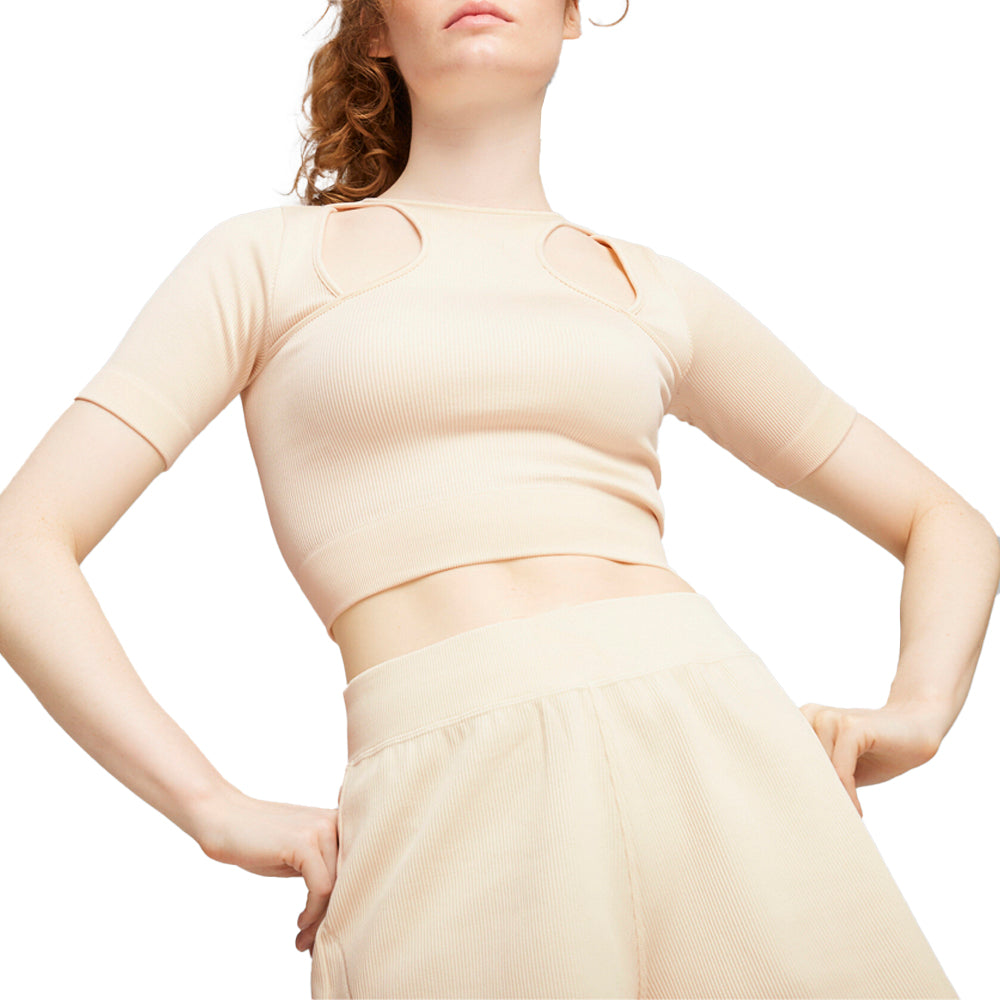 Dare To Muted Motion Cut Out Crew Neck Short Sleeve T-Shirt、mySite、gtrtttuynbv