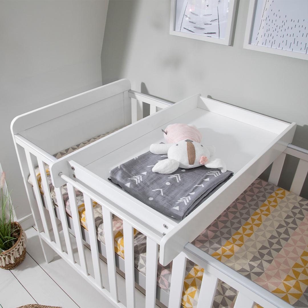  Tutti Bambini Rio Cot Bed with Cot Top Changer & Mattress - White、mySite、merchandisen