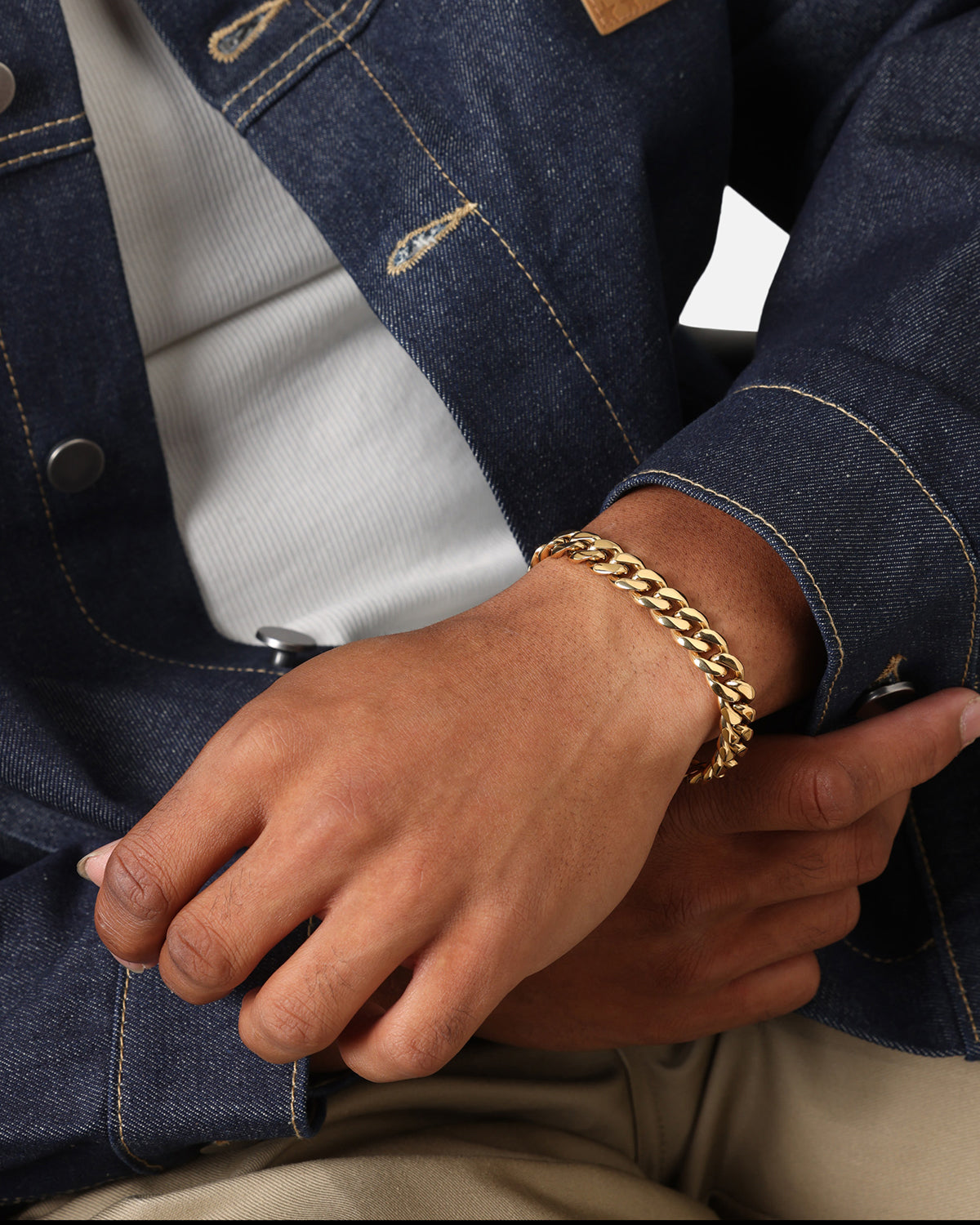 {product_title} - {shop_name}