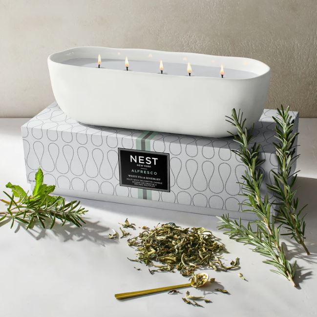  Nest White Tea & Rosemary Alfresco Multi-Wick Decorative Candle、mySite、elrpsem3k
