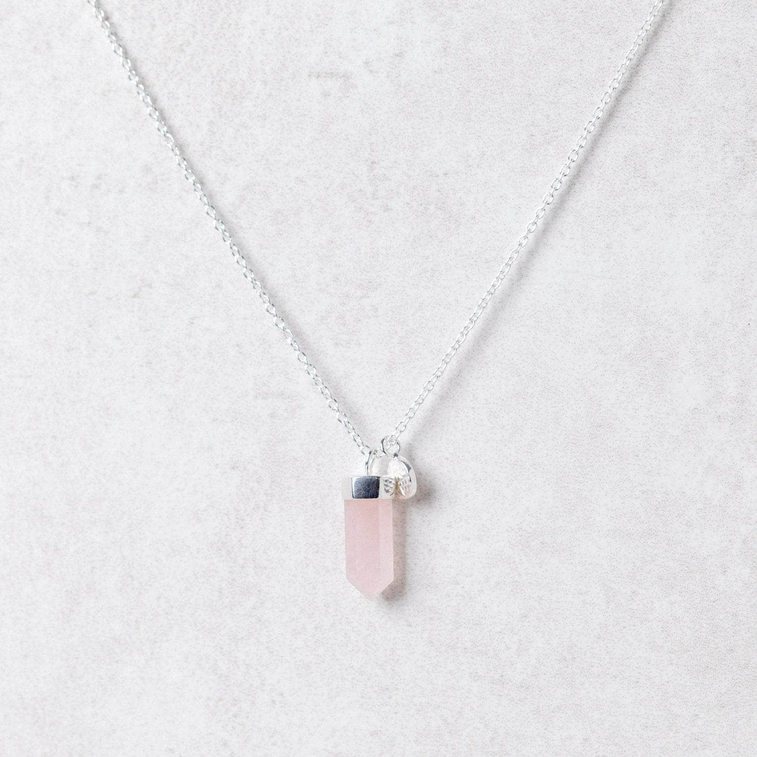 Delicate Rose Quartz Crystal Point Necklace、mySite、hinf8tx79