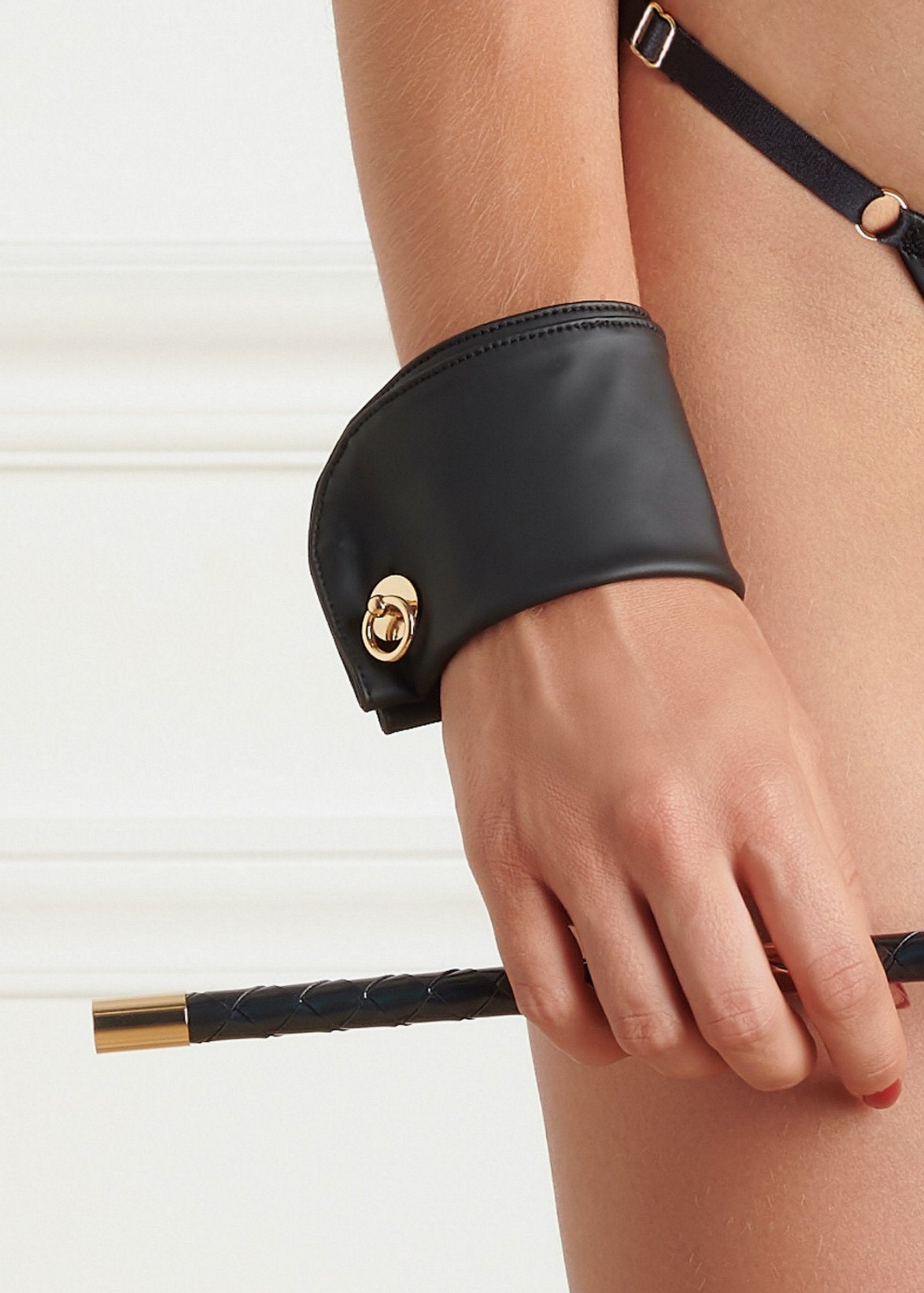  Chambre Noire Handcuffs、mySite、justintrudeaud