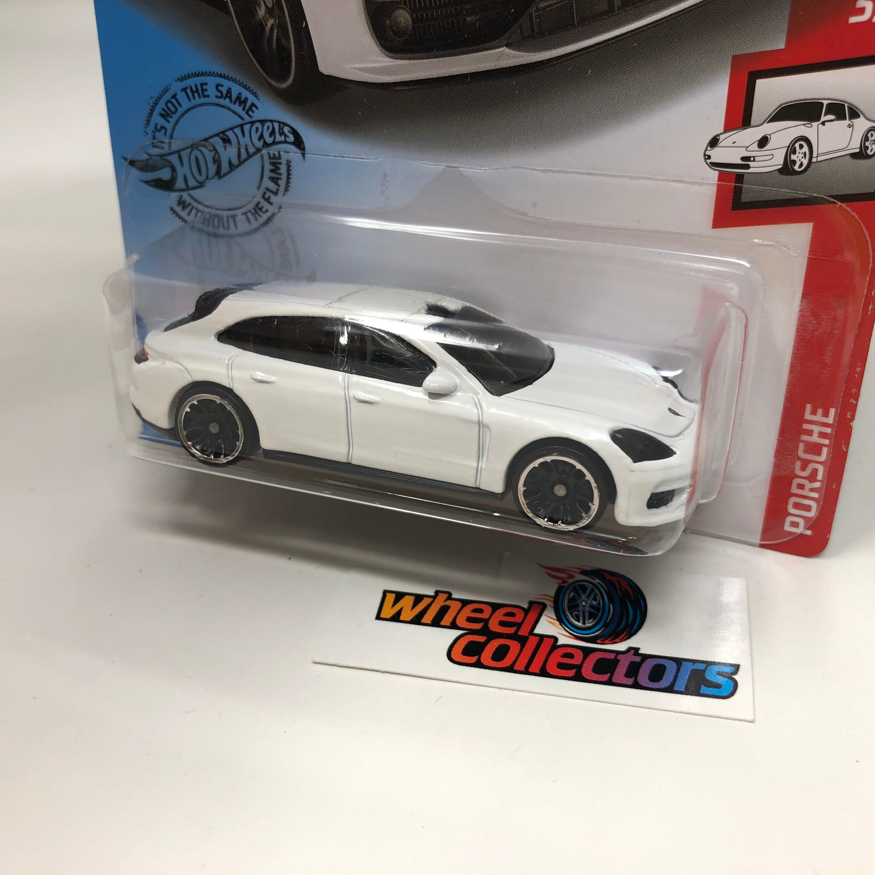 Porsche Panamera Turbo S E-Hybrid Turismo #44 * White * 2020 Hot Wheels、mySite、hgirdovlk