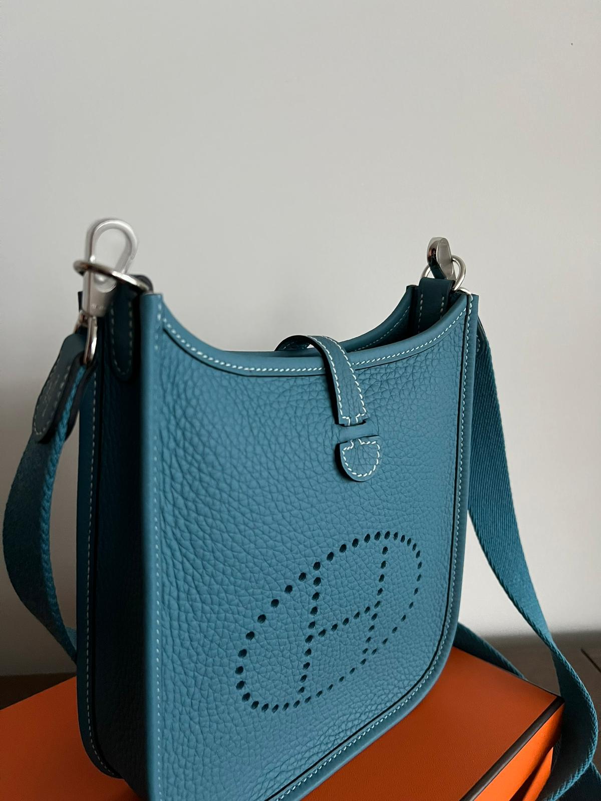 Hermès Mini Evelyne 16 Leather Bag Blue Jean Clemence PHW、mySite、garminoutage.com