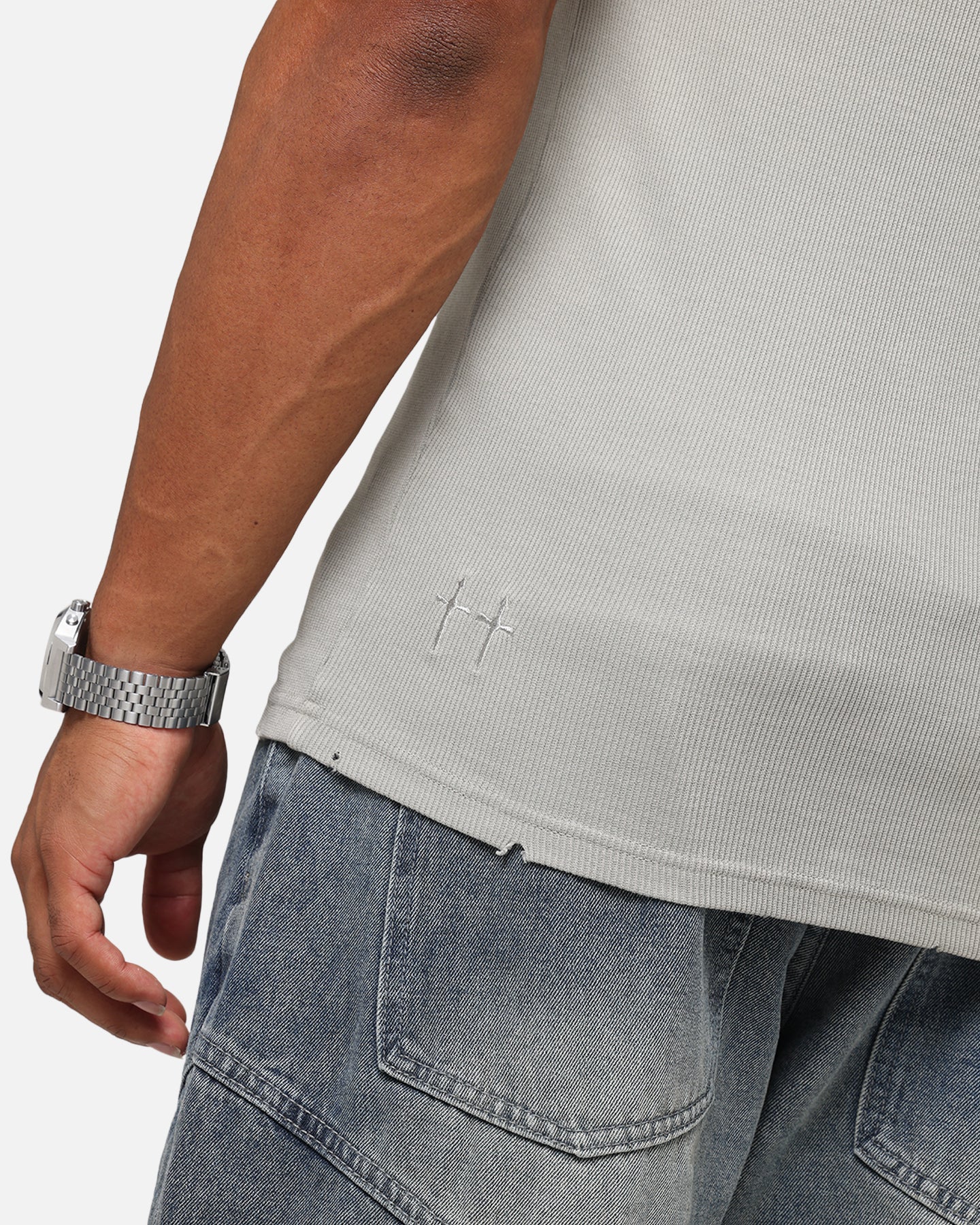 {product_title} - {shop_name}