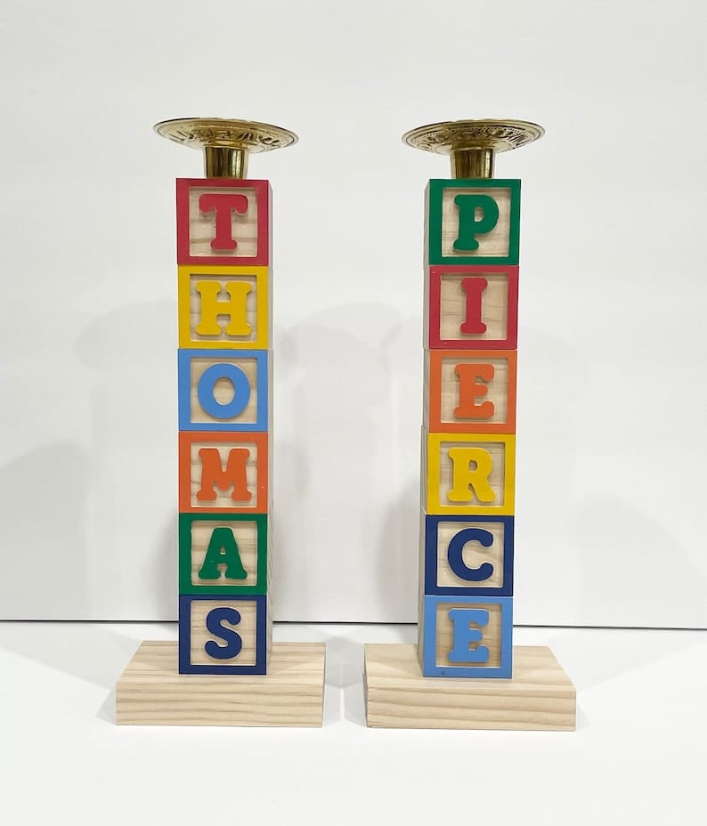 Personalized Name Block Shabbat Candlesticks - (Choice of Colors)、mySite、topwebapps