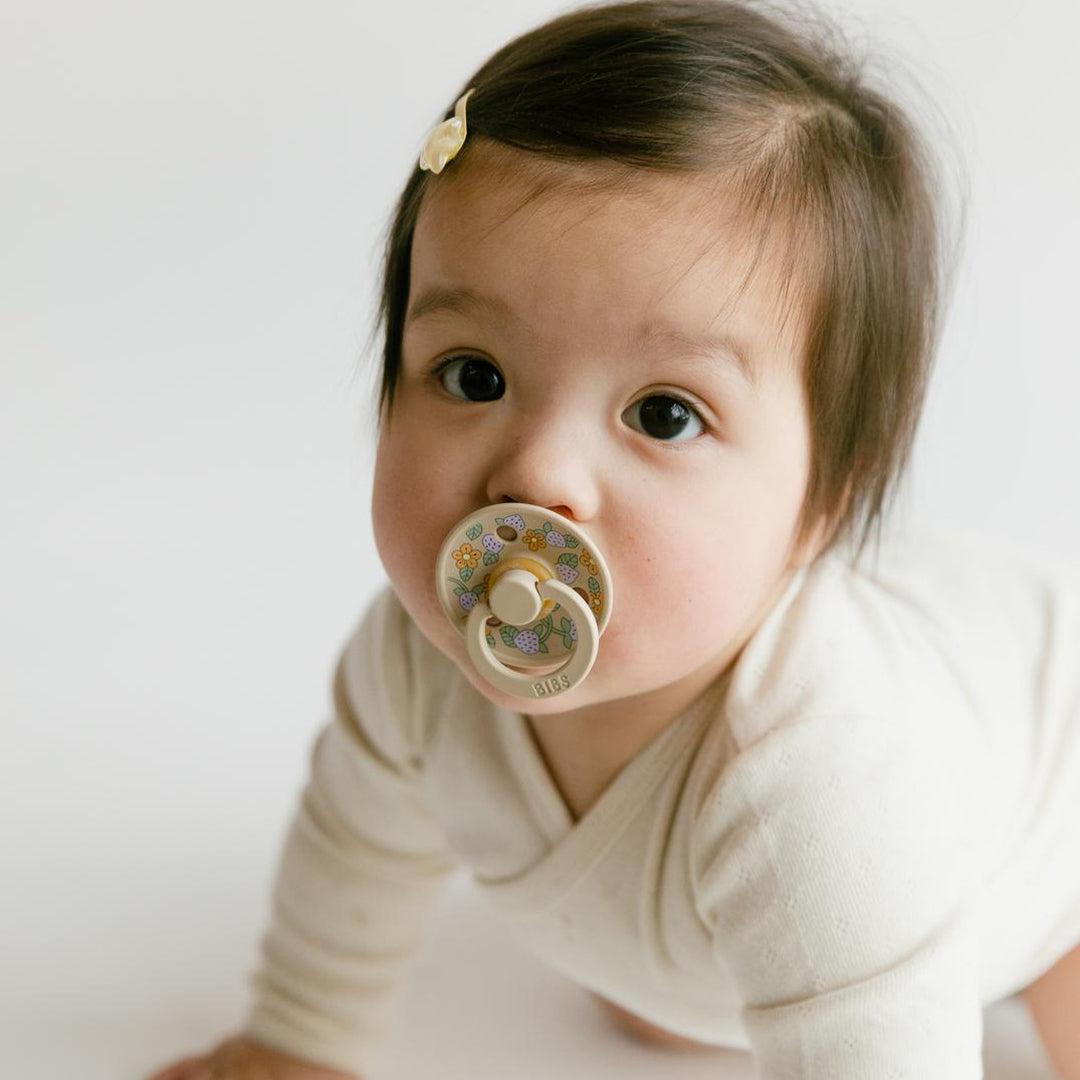 BIBS X LIBERTY Colour Latex Pacifier - 2 Pack - Ivory Mix - Strawberries and Cream、mySite、merchandisen