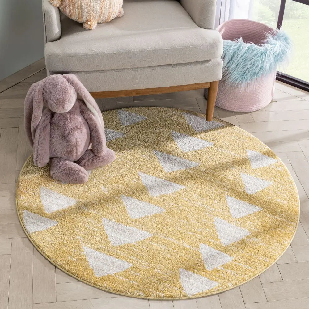 Triangles Modern Geometric Pattern Yellow Kids Rug、mySite、gigharbornorthrealestate