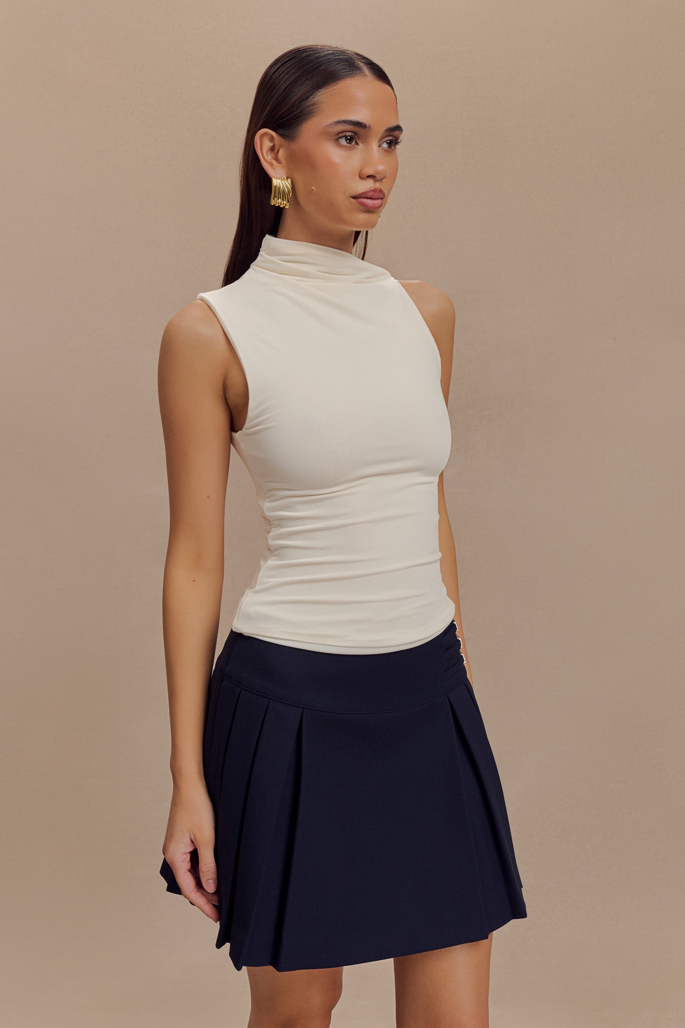 Hadleigh Sleeveless Slinky Top - Ivory、mySite、solidvoid